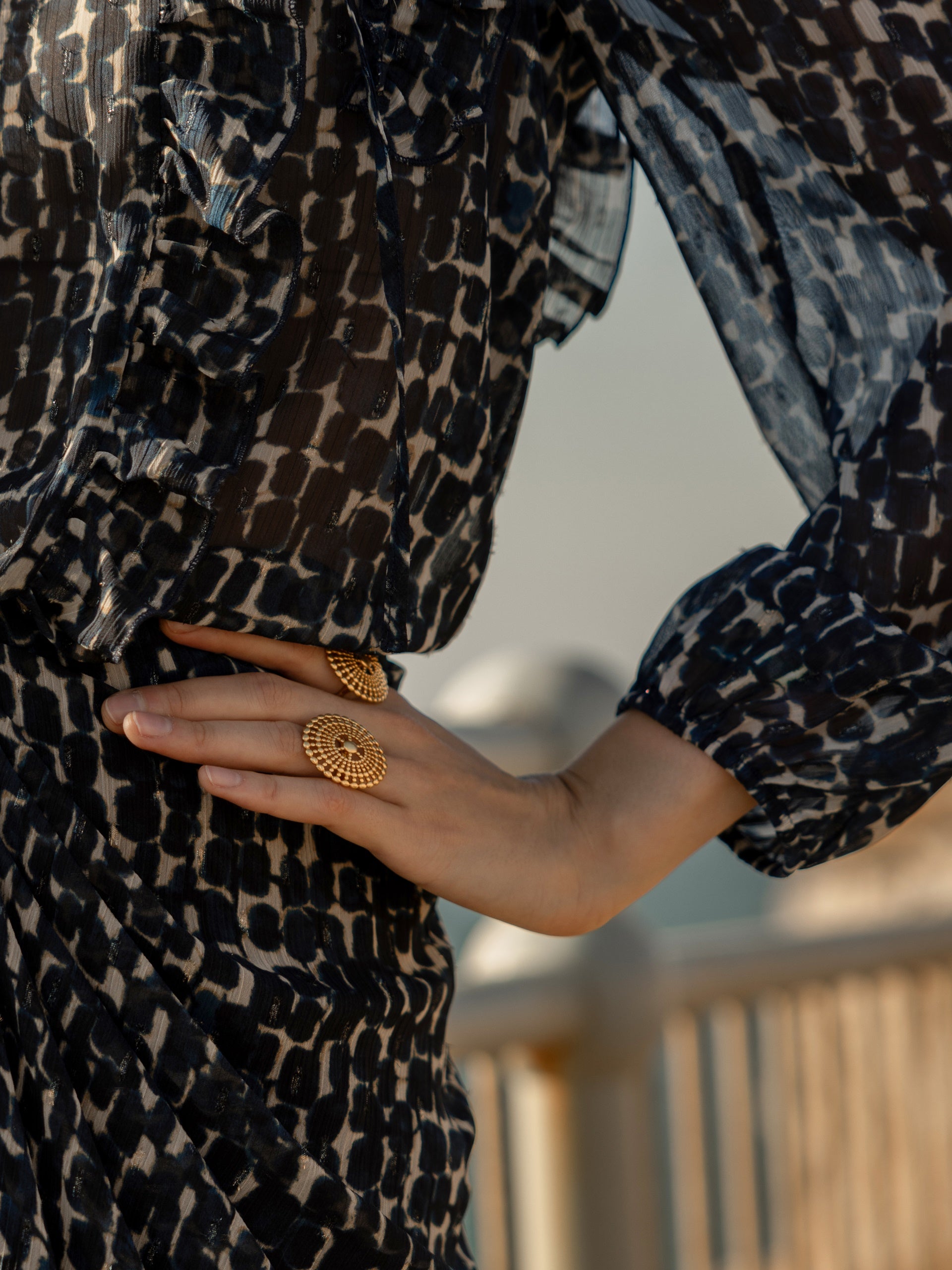 Bague sphère dorée