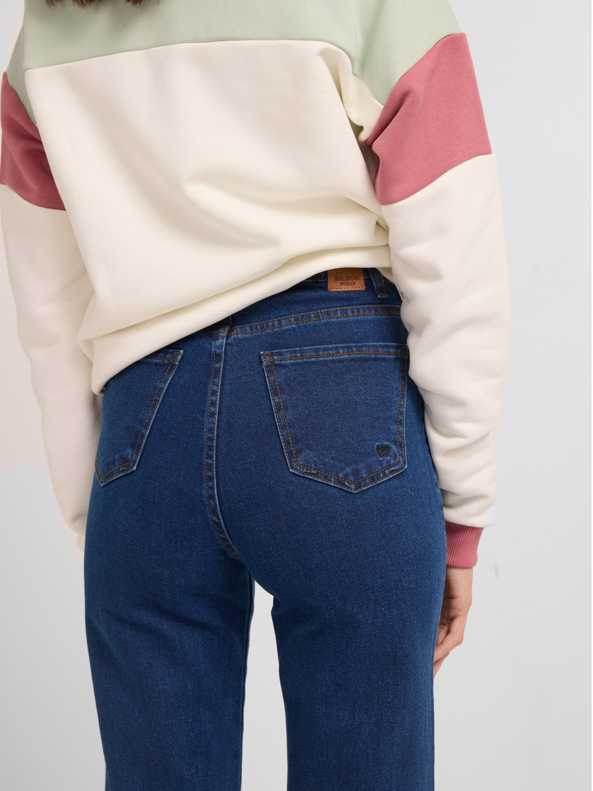 Flare denim pants with pockets