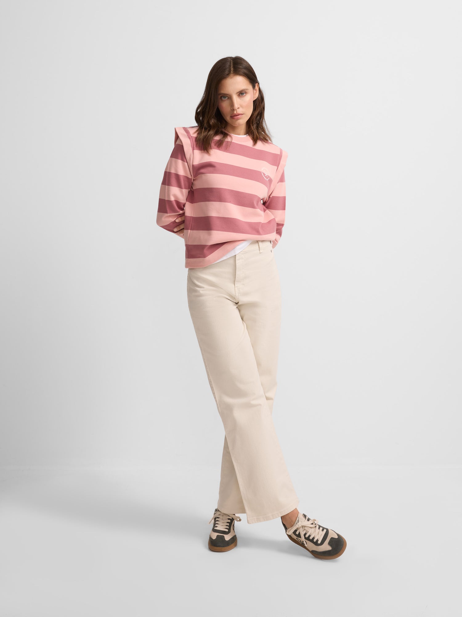 Women's culotte pants with raw pockets