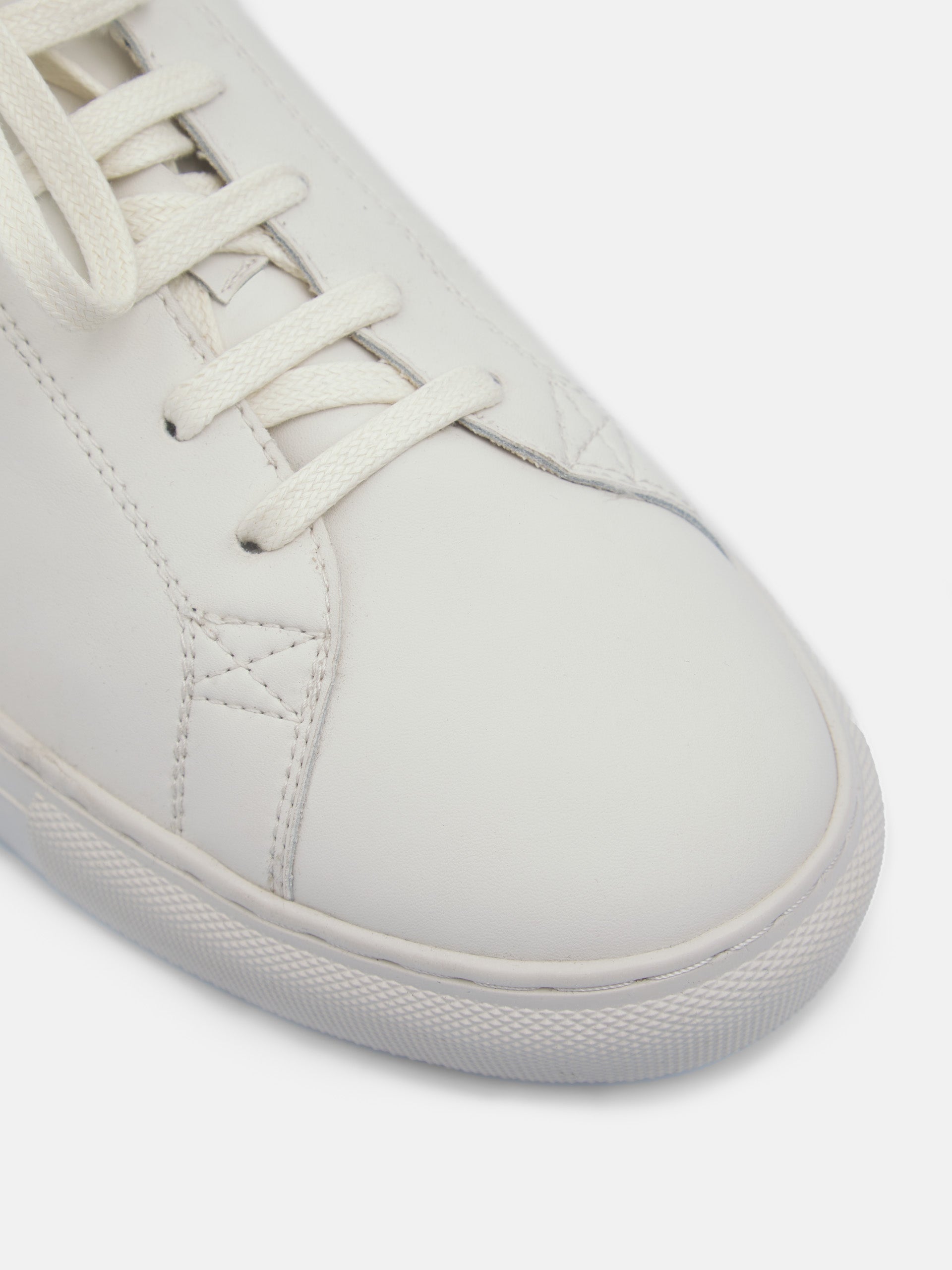 Classic white silbon sneaker