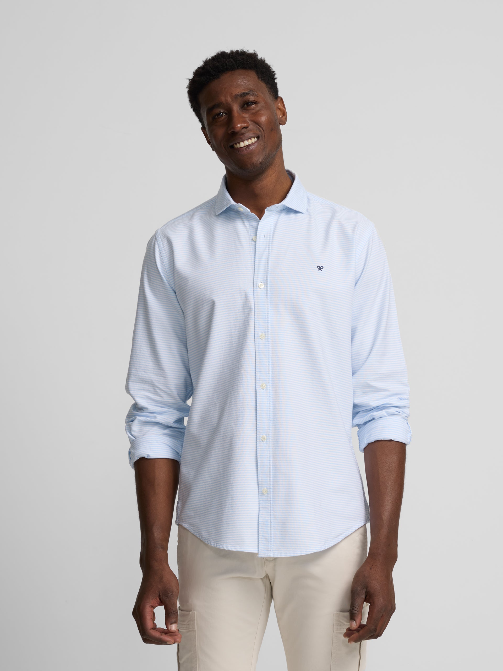 Chemise sport oxford à rayures horizontales bleu clair