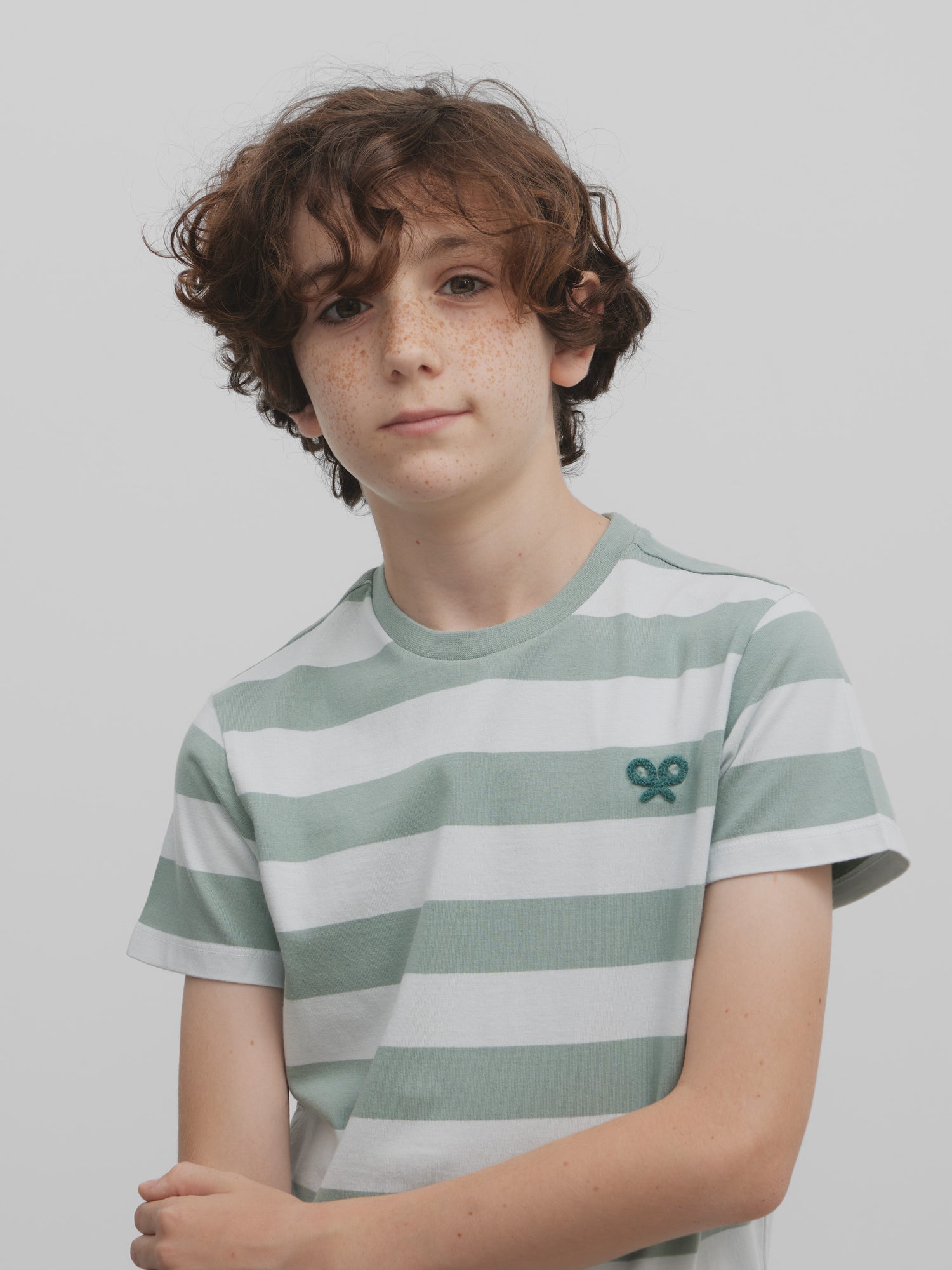 T-shirt enfant à rayures nautiques vertes