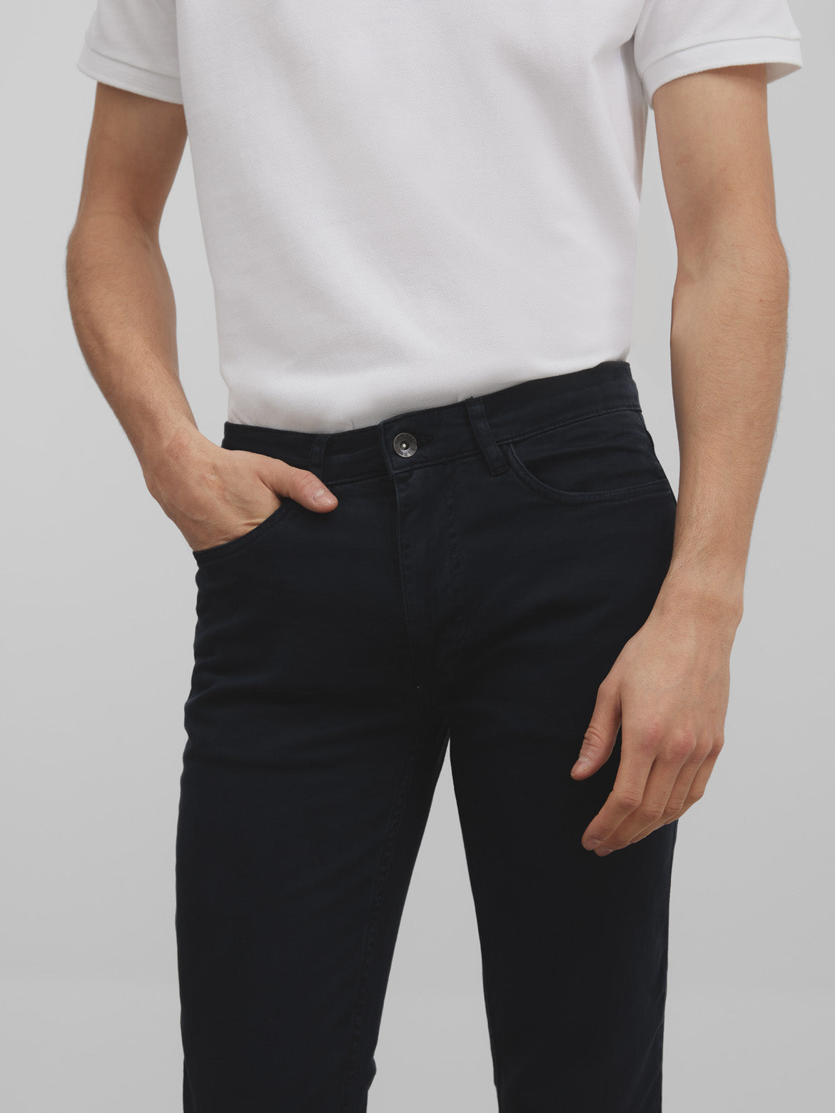 Navy blue five-pocket sport pants