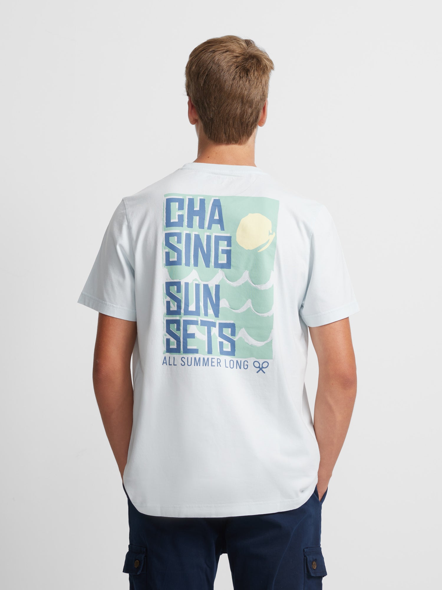 Camiseta chasing sunsets aguamarina