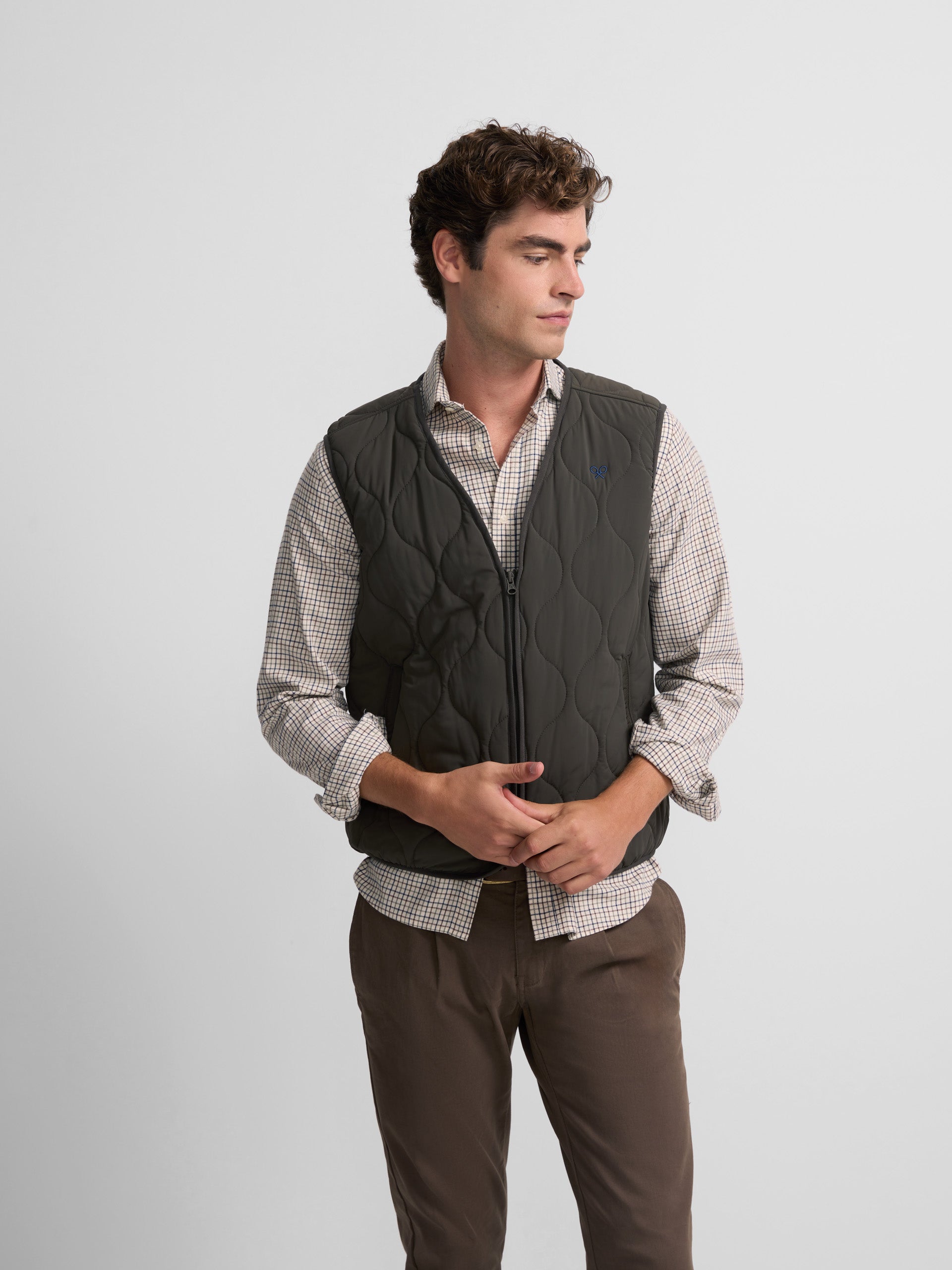 Green field vest