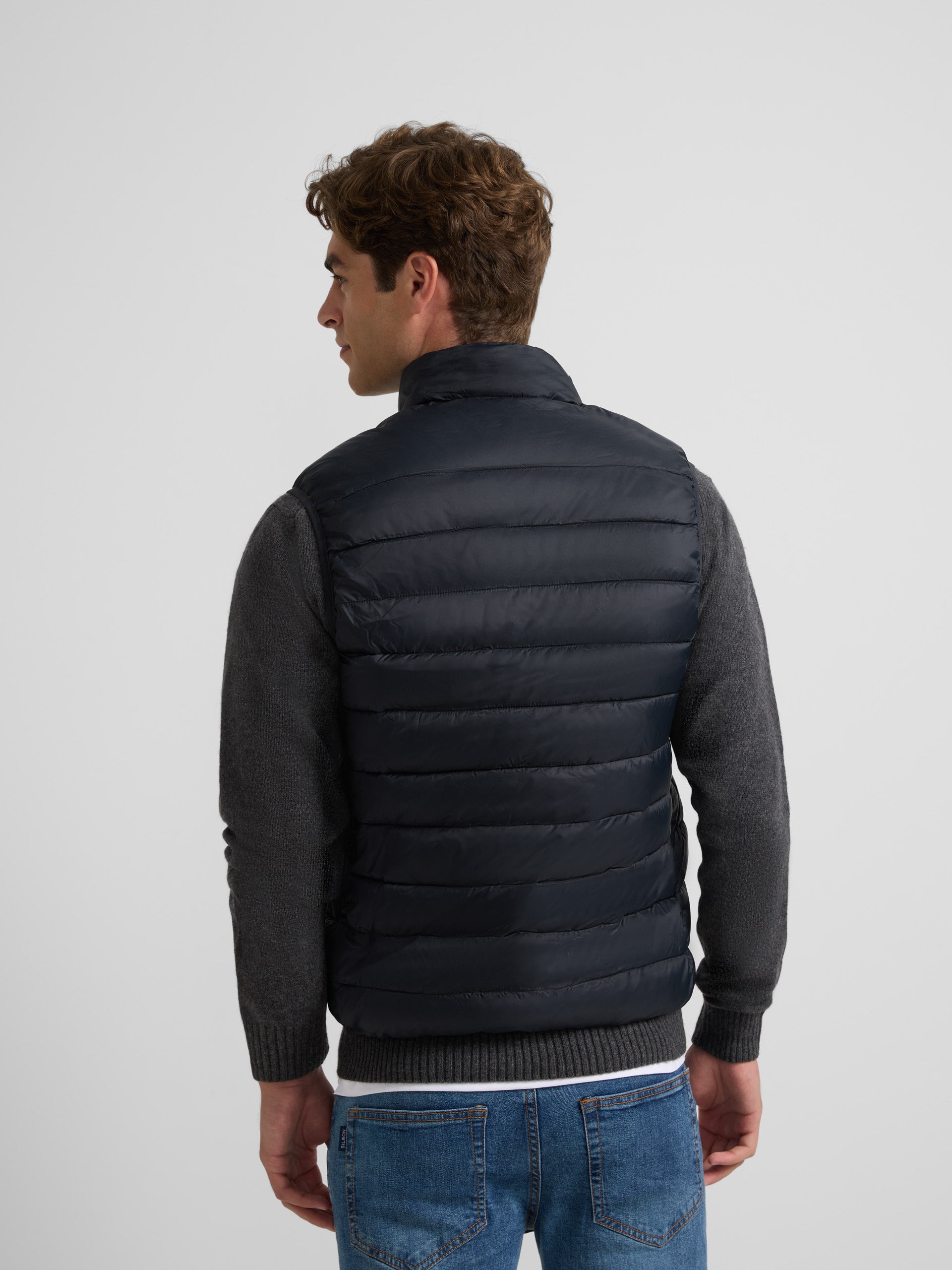 Gilet technique ultraléger gris foncé