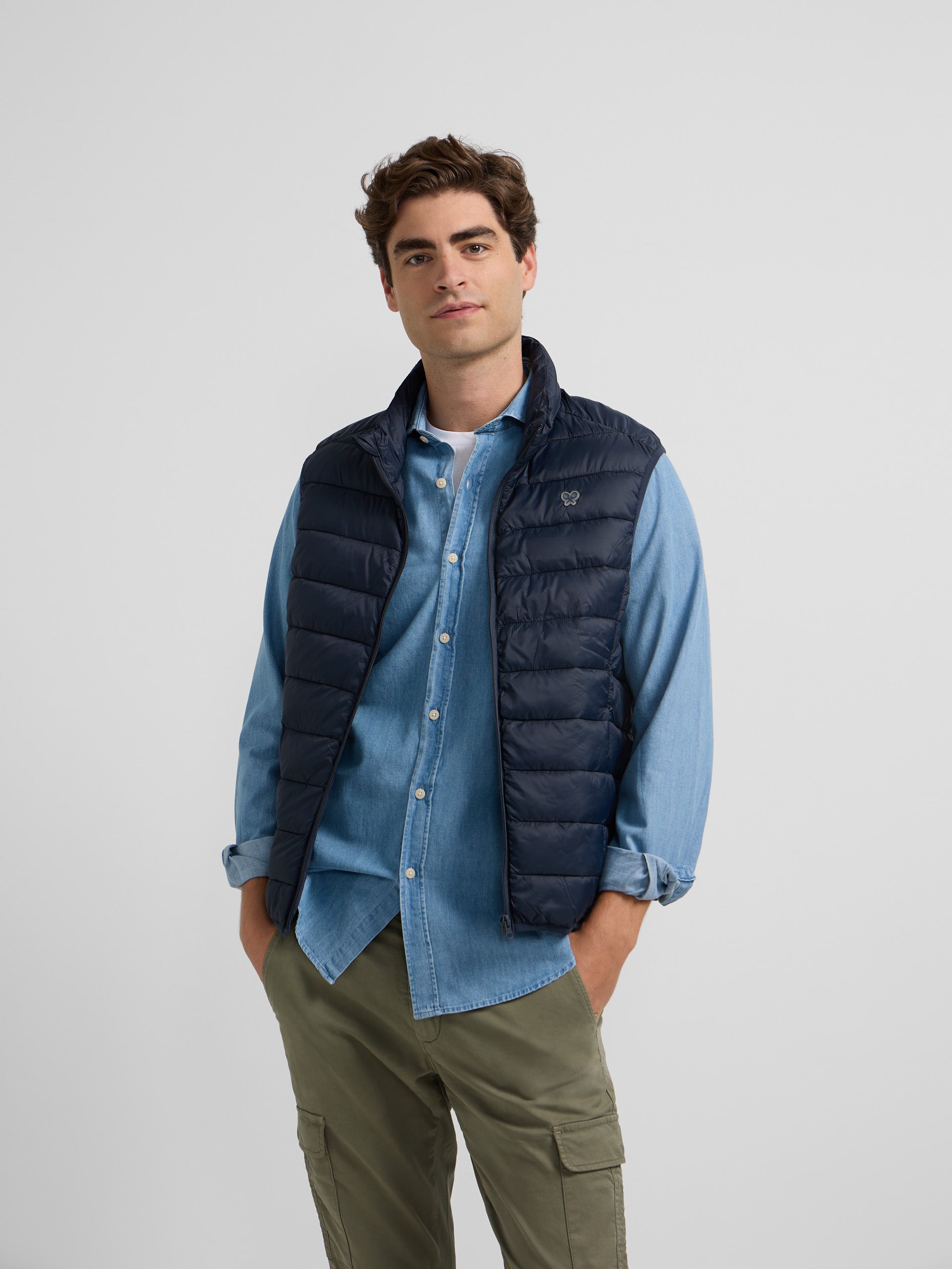 Gilet technique ultraléger bleu marine