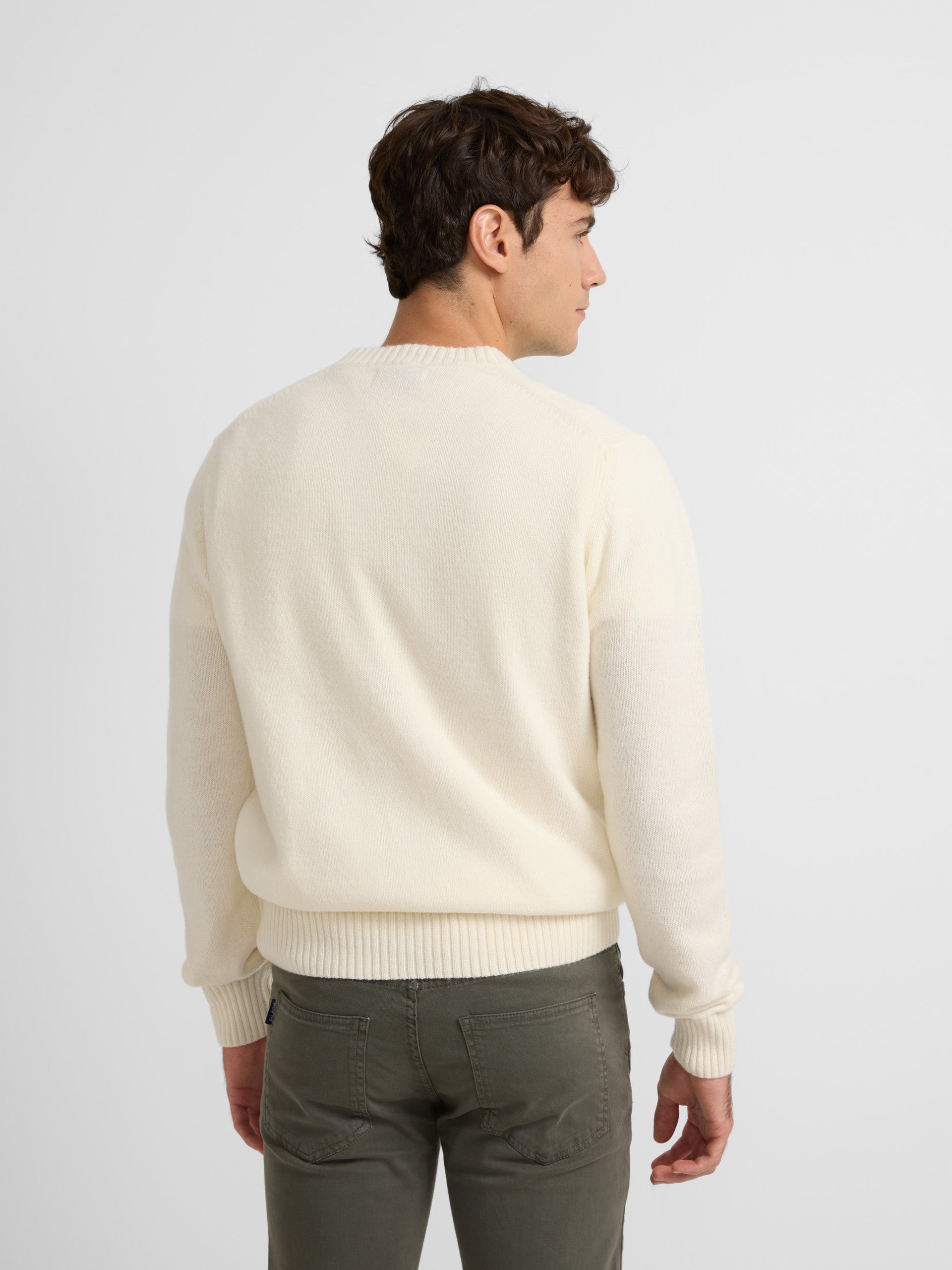 Pull classique en laine beige