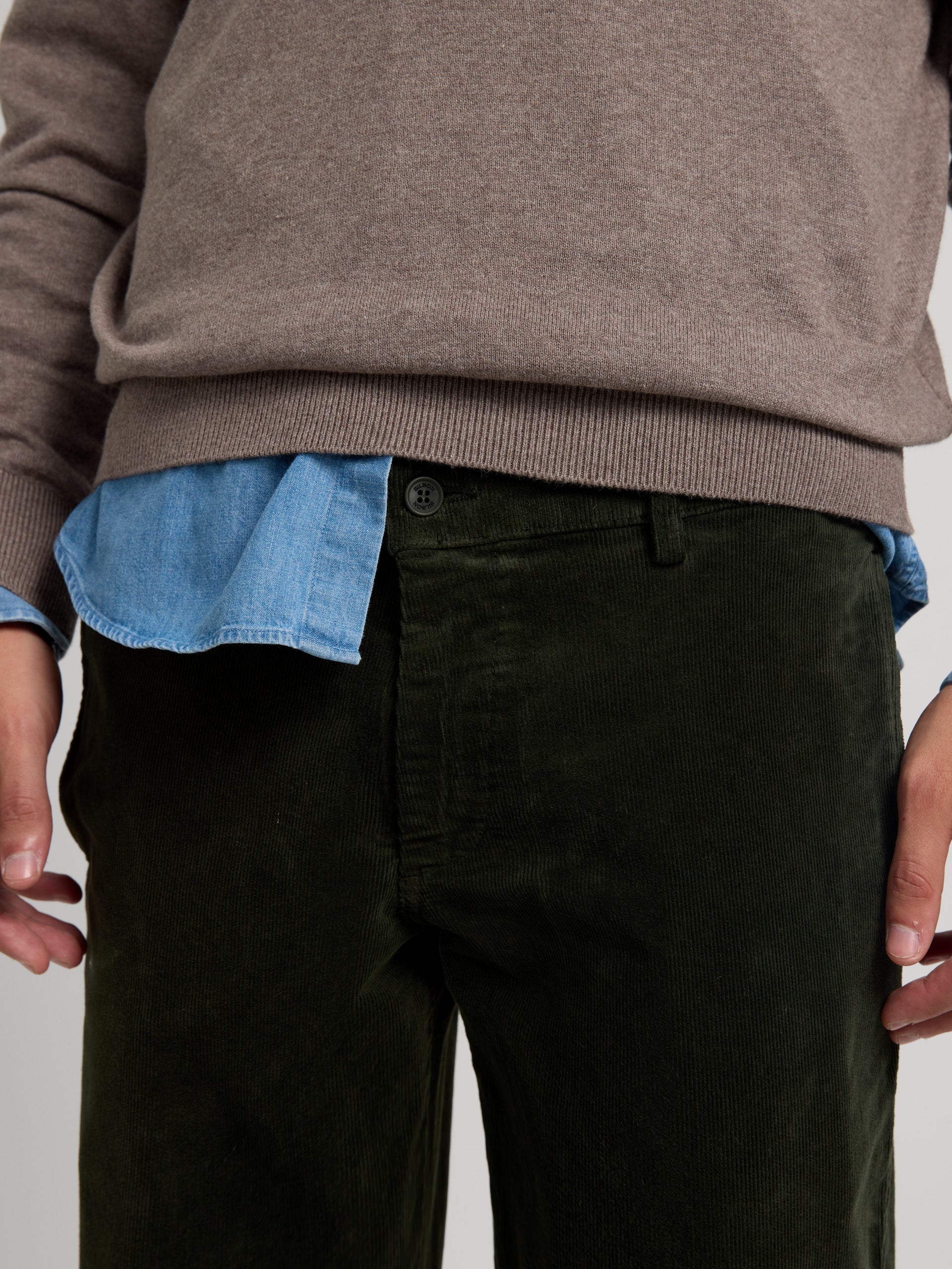 Green corduroy Chinese sport pants