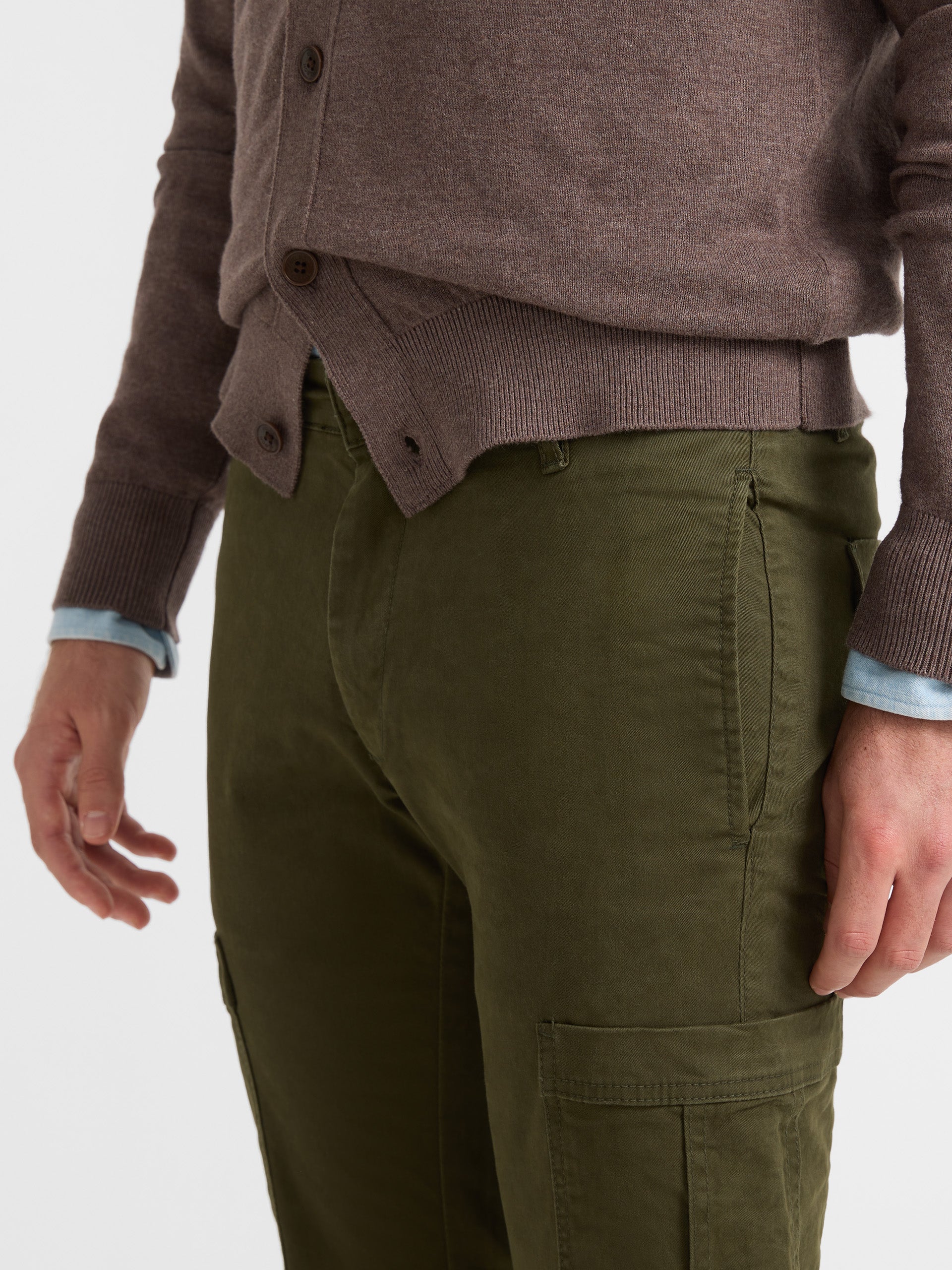 Pantalon sport cargo verde