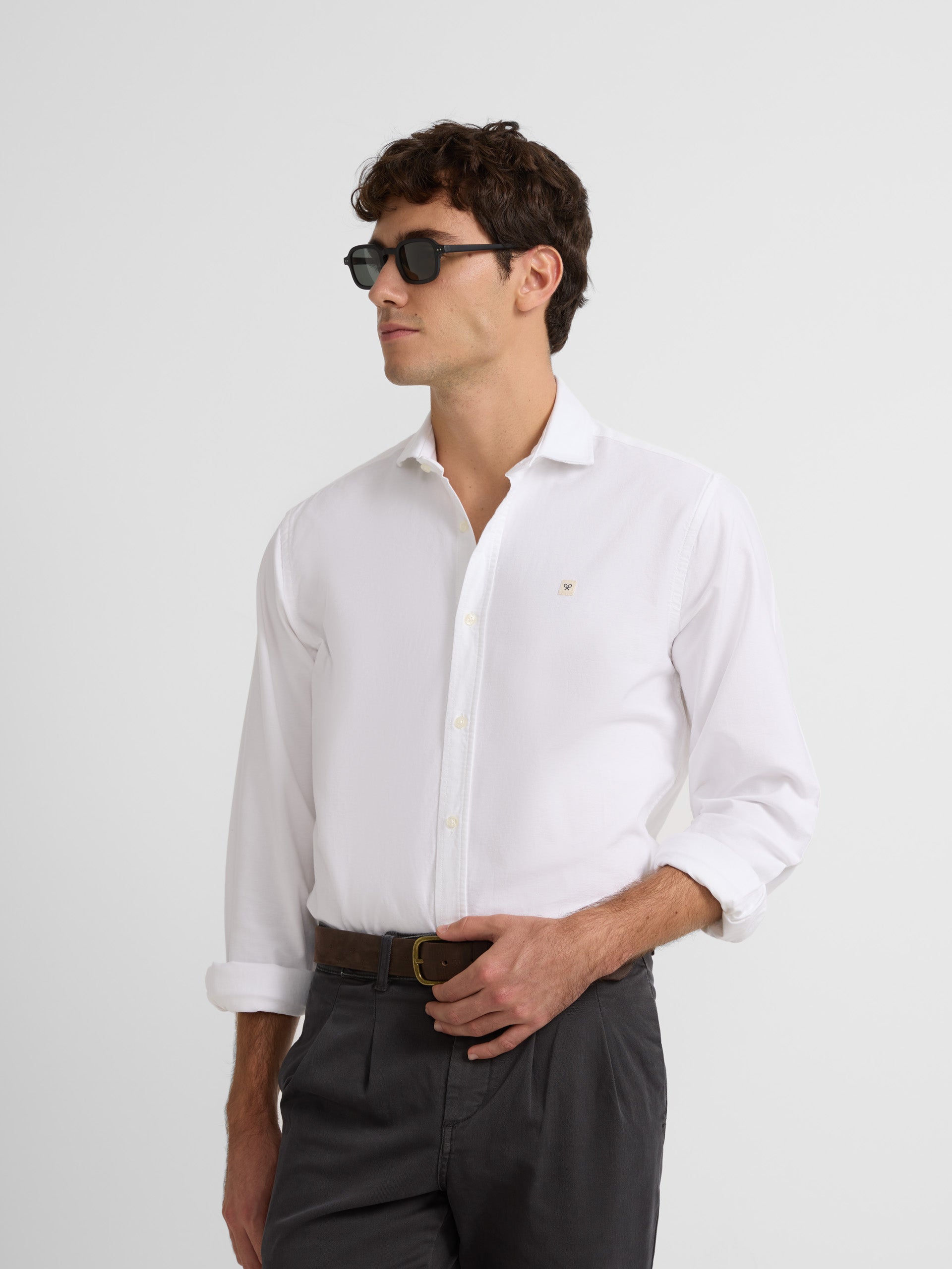 Chemise sport oxford à patch blanc