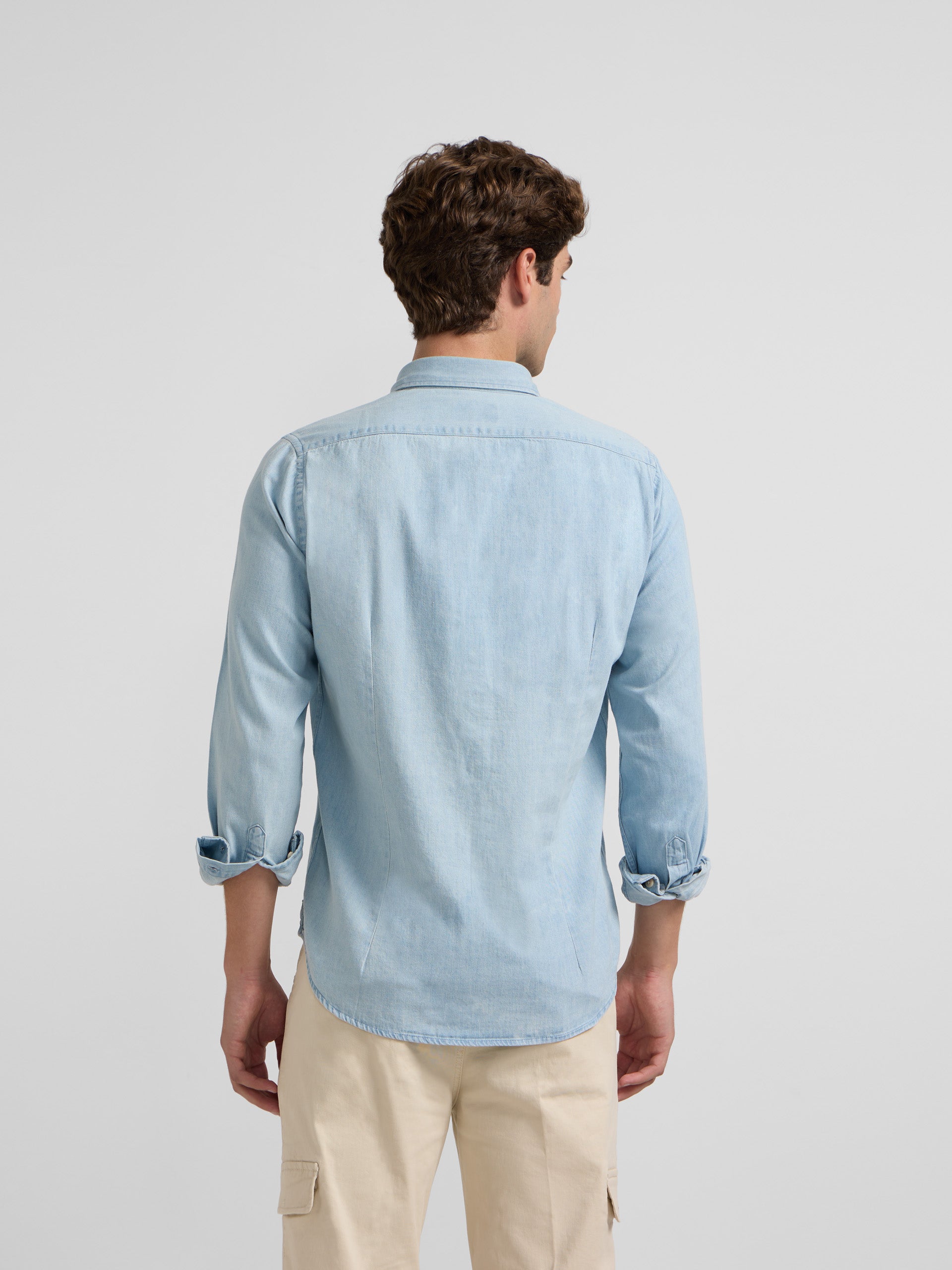 Camisa sport denim cutaway light blue