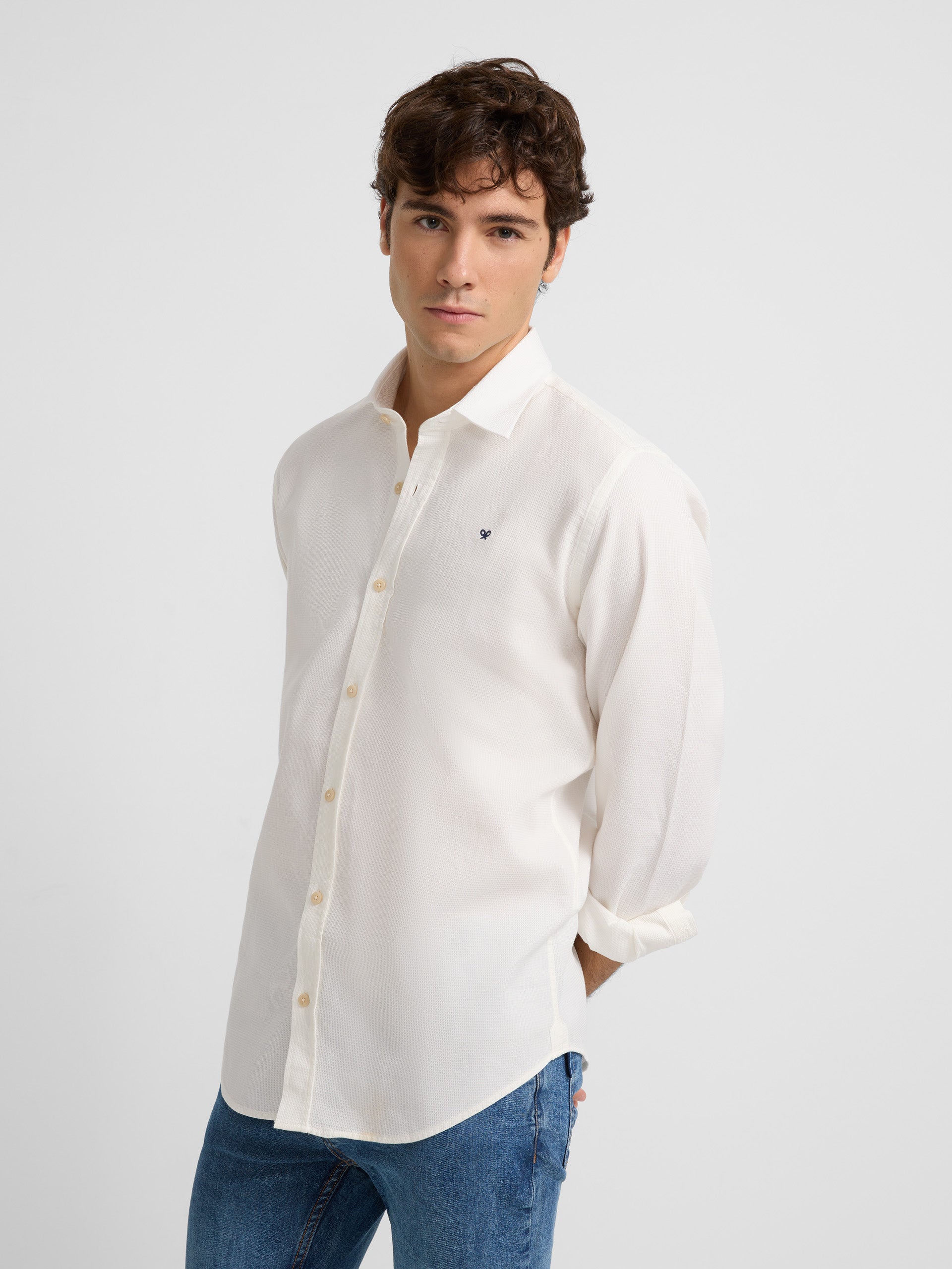 White plain structured sport shirt