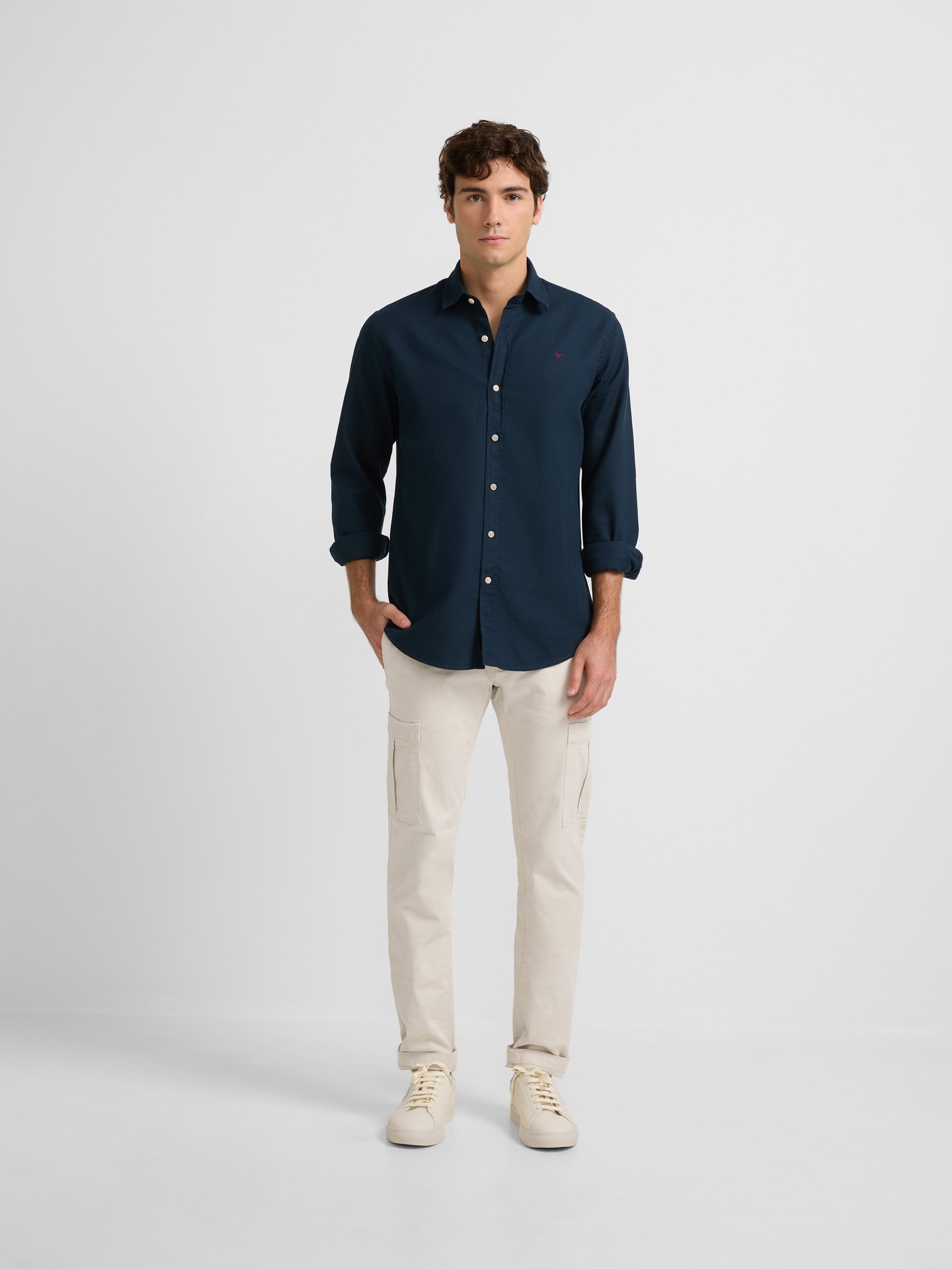 Plain sport shirt in navy blue structure