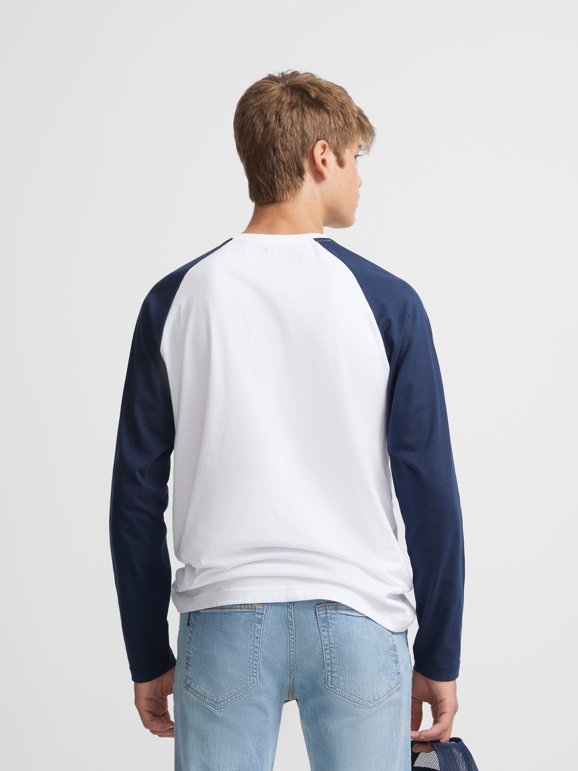 Blue two-tone long-sleeved T-shirt