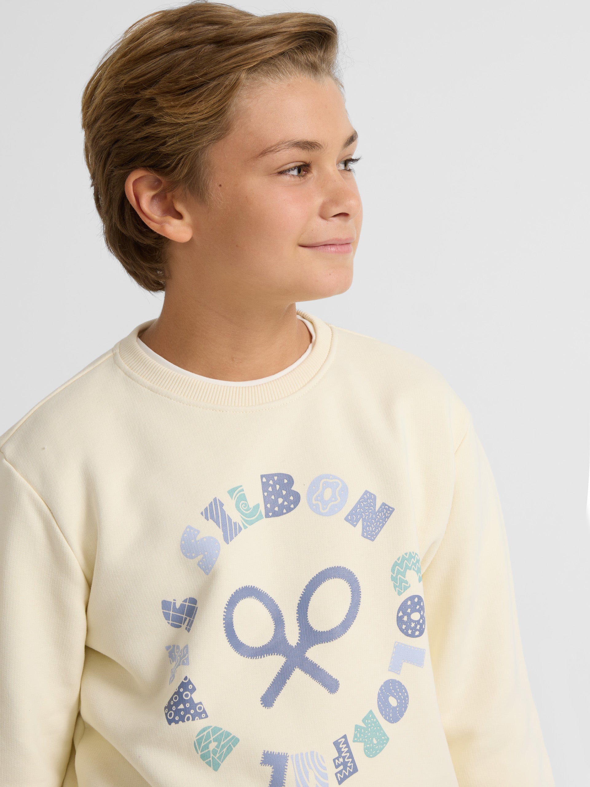 Kids colorful day cream sweatshirt