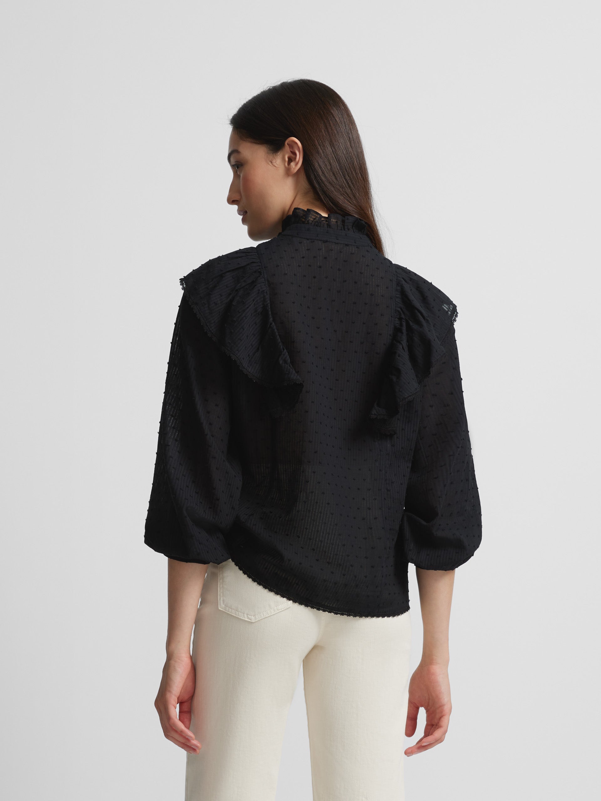 Blouse brodée à volants noire