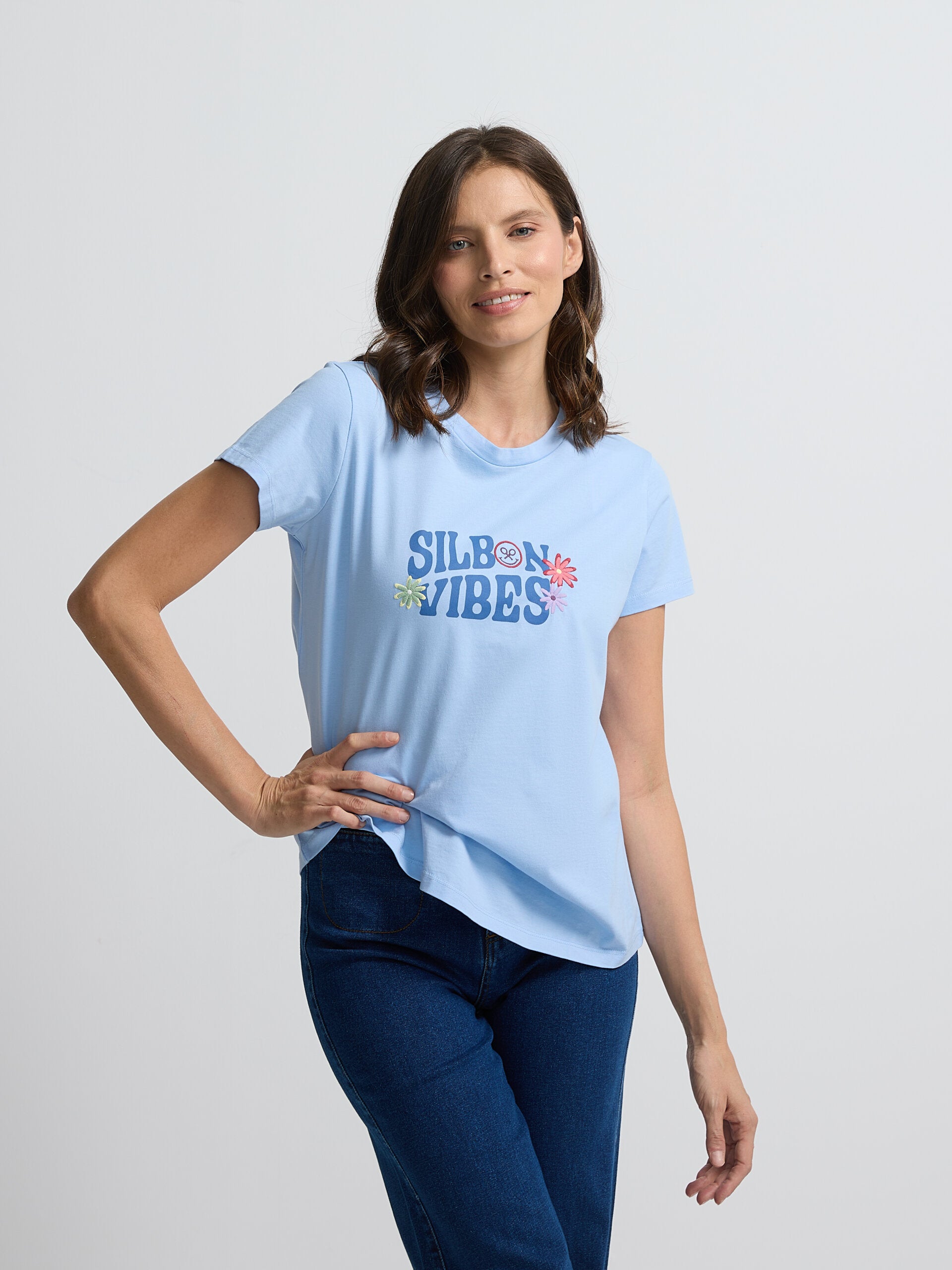 T-shirt femme à fleurs bleu clair