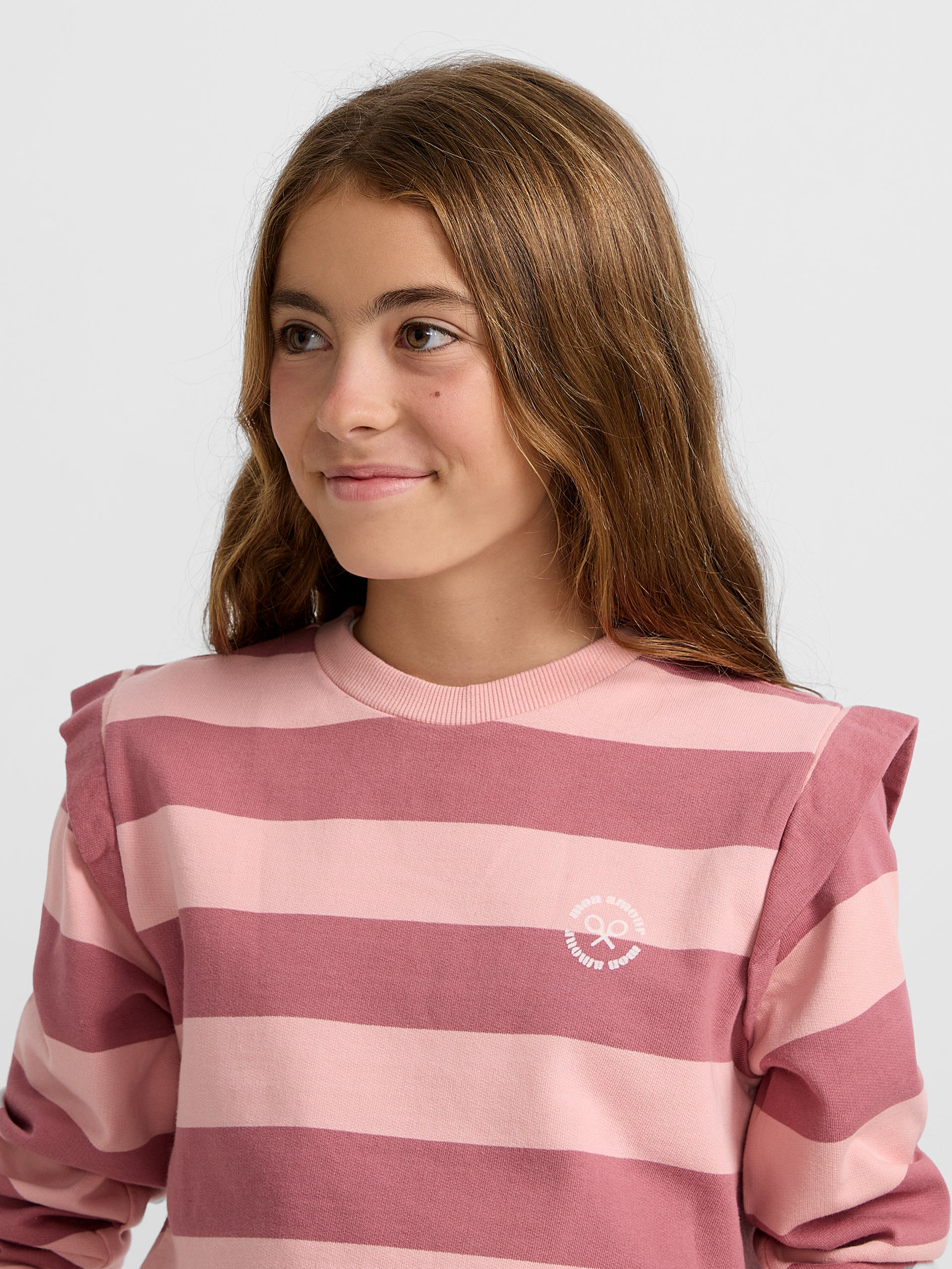 Girl's sweatshirt with pink striped shoulder pads