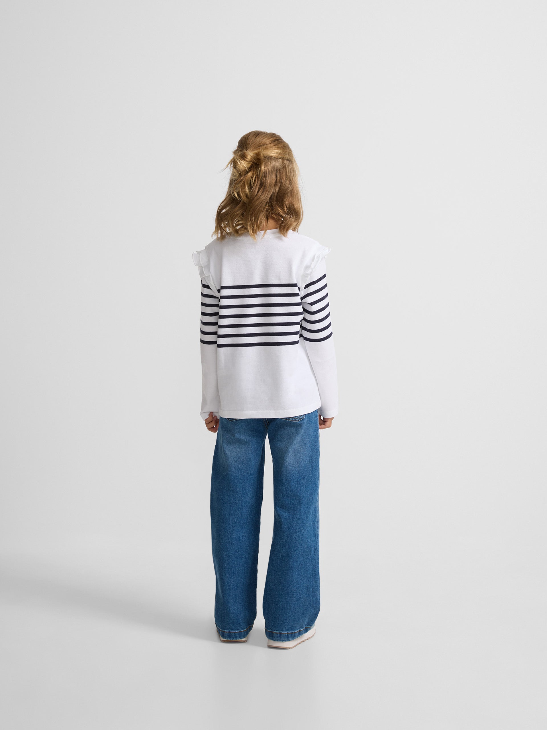 Girl's long-sleeved t-shirt with ecru and black stripes