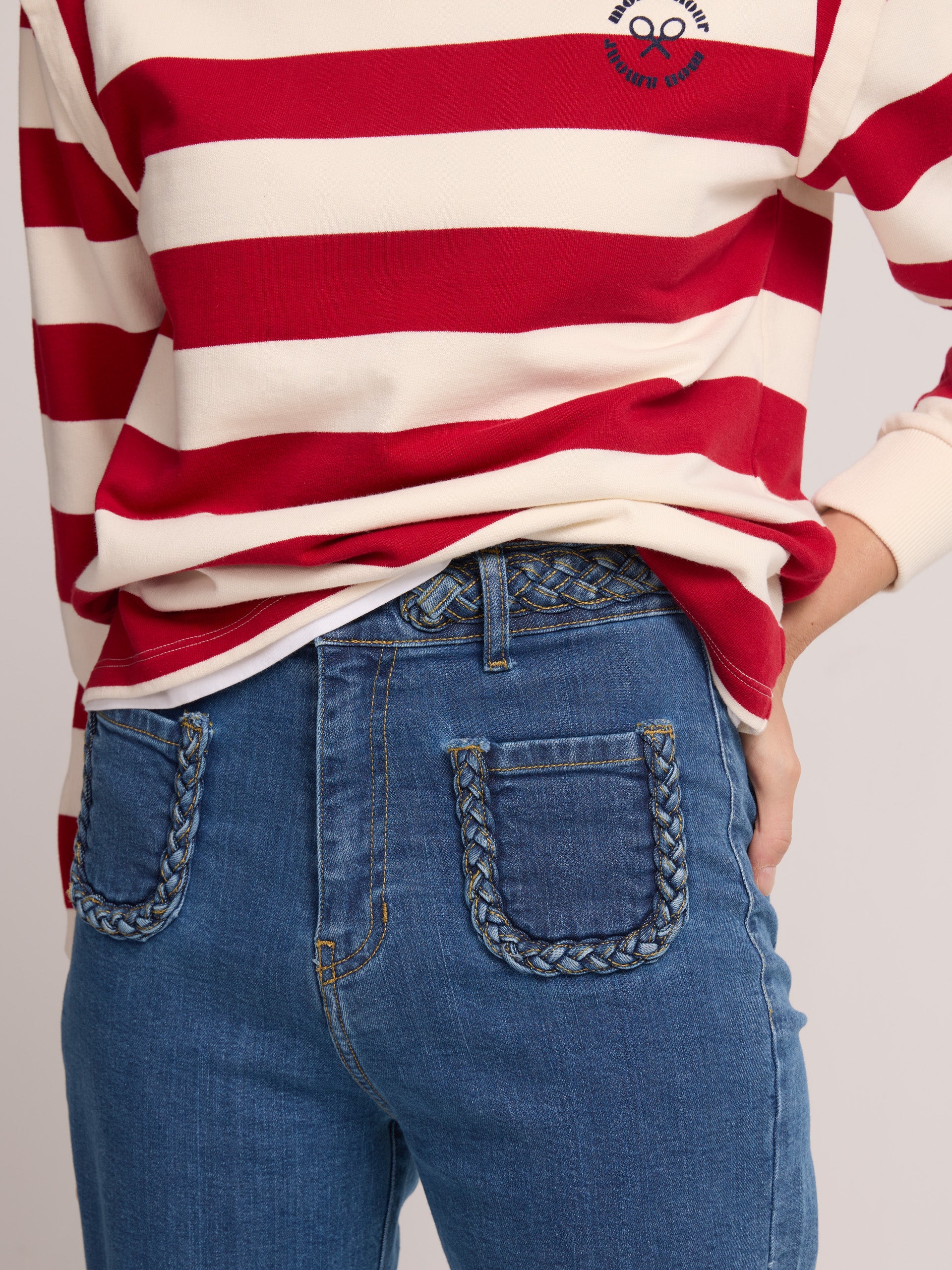 Pantalon flare detalle trenzas denim