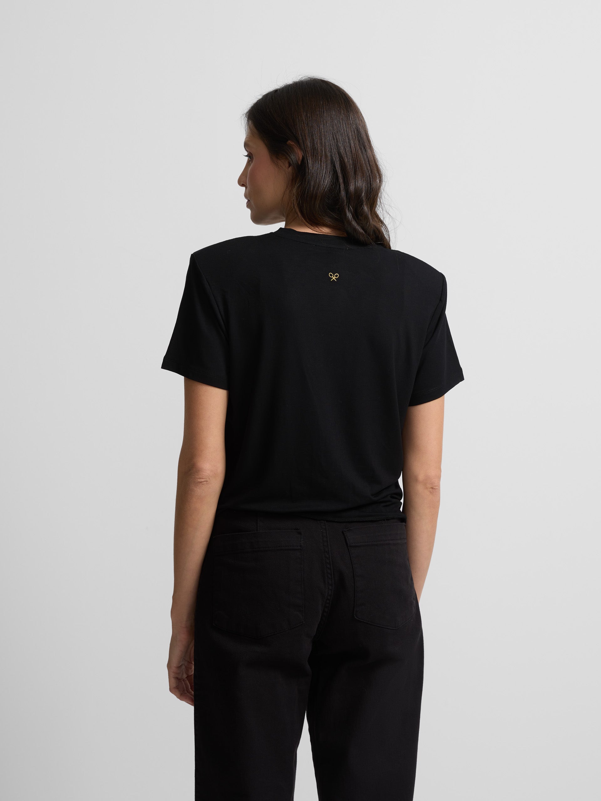 Black knot woman t-shirt