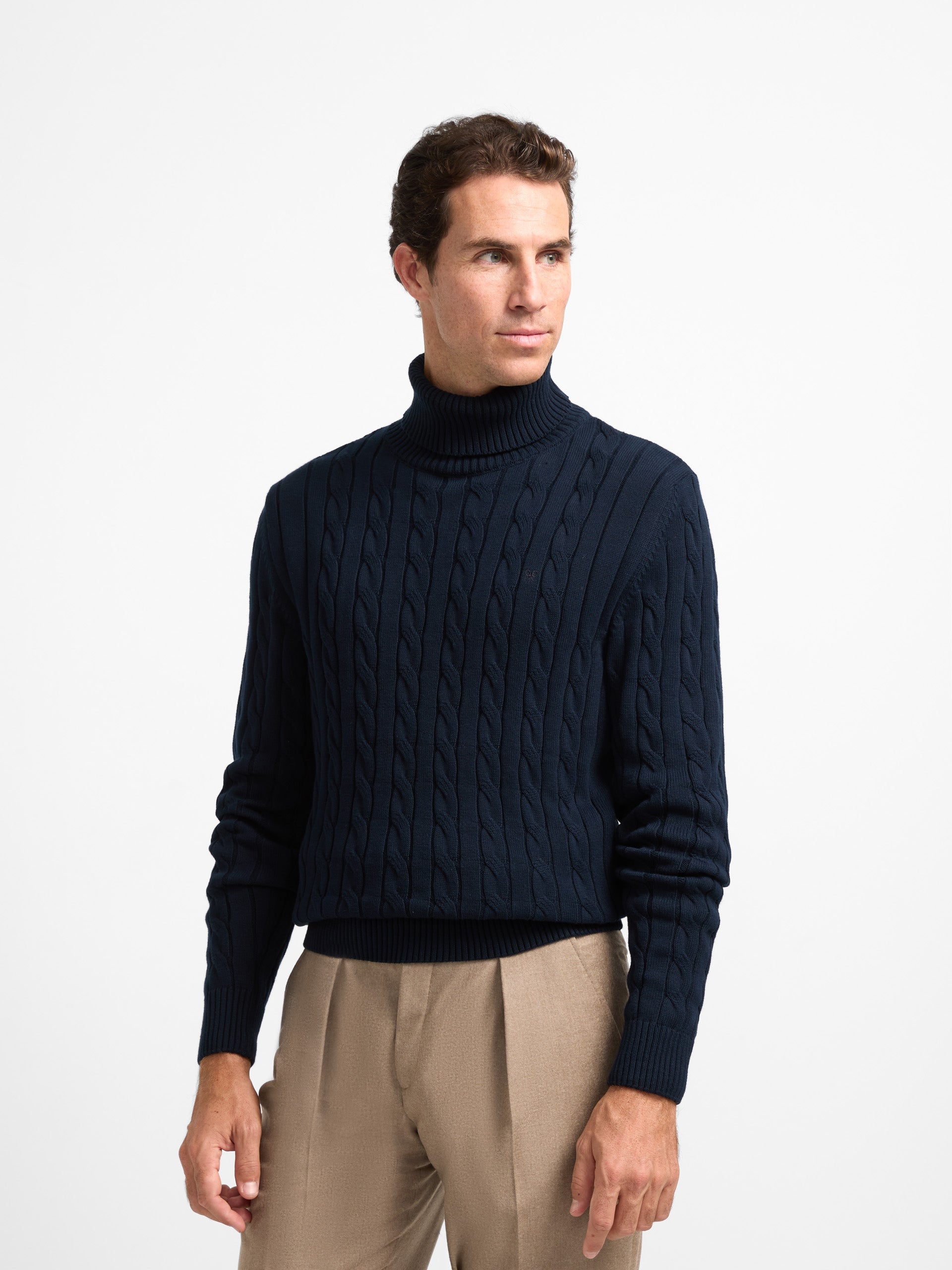 Unique navy blue turtleneck braided jersey