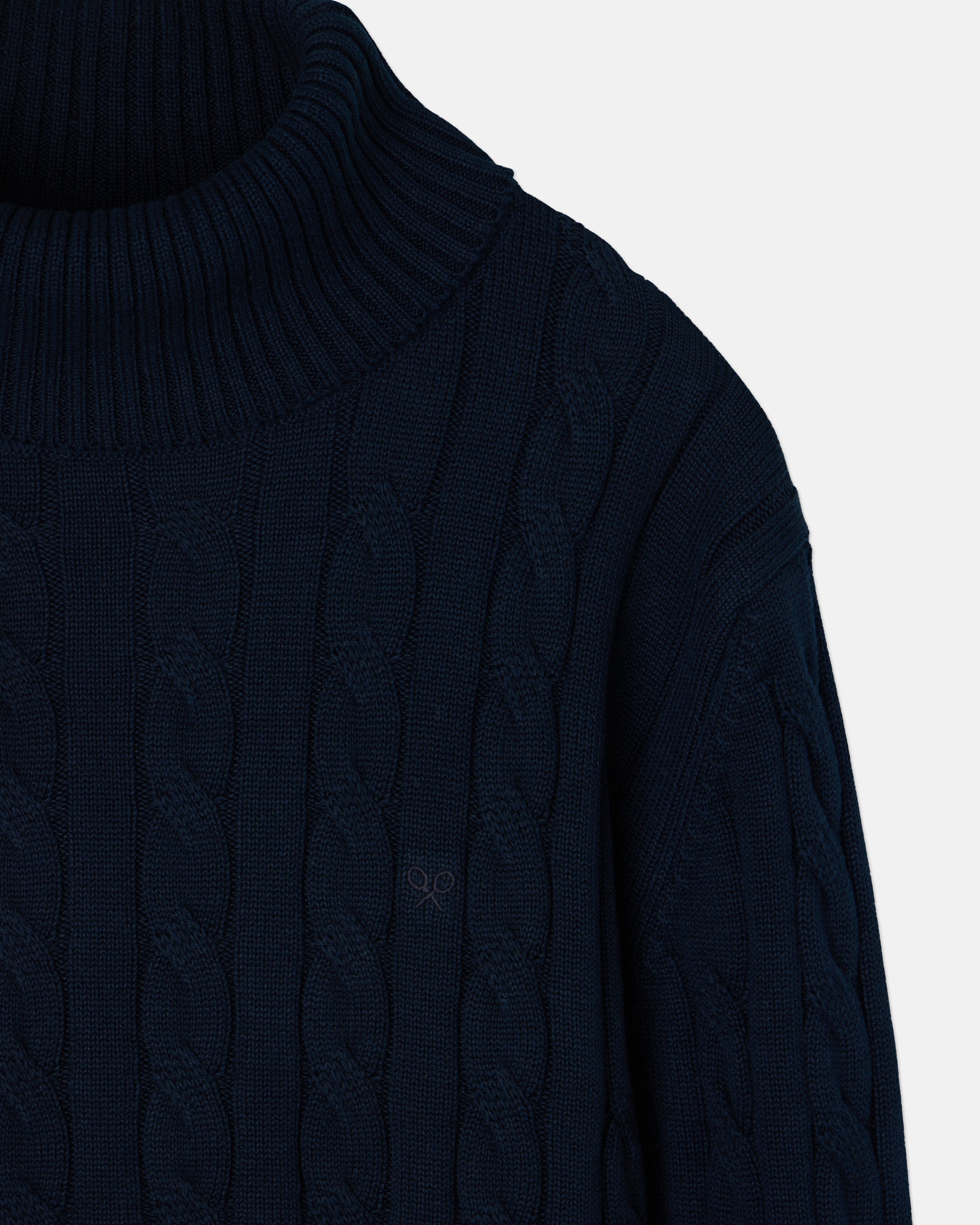 Unique navy blue turtleneck braided jersey