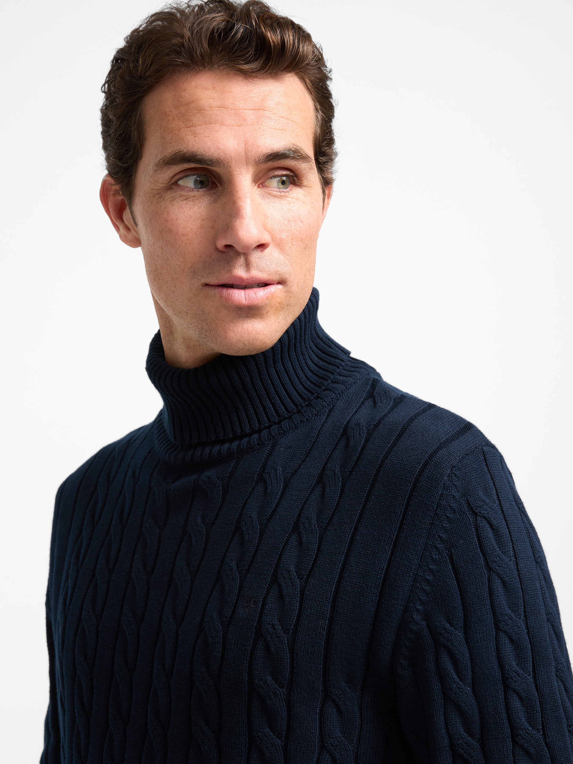 Unique navy blue turtleneck braided jersey