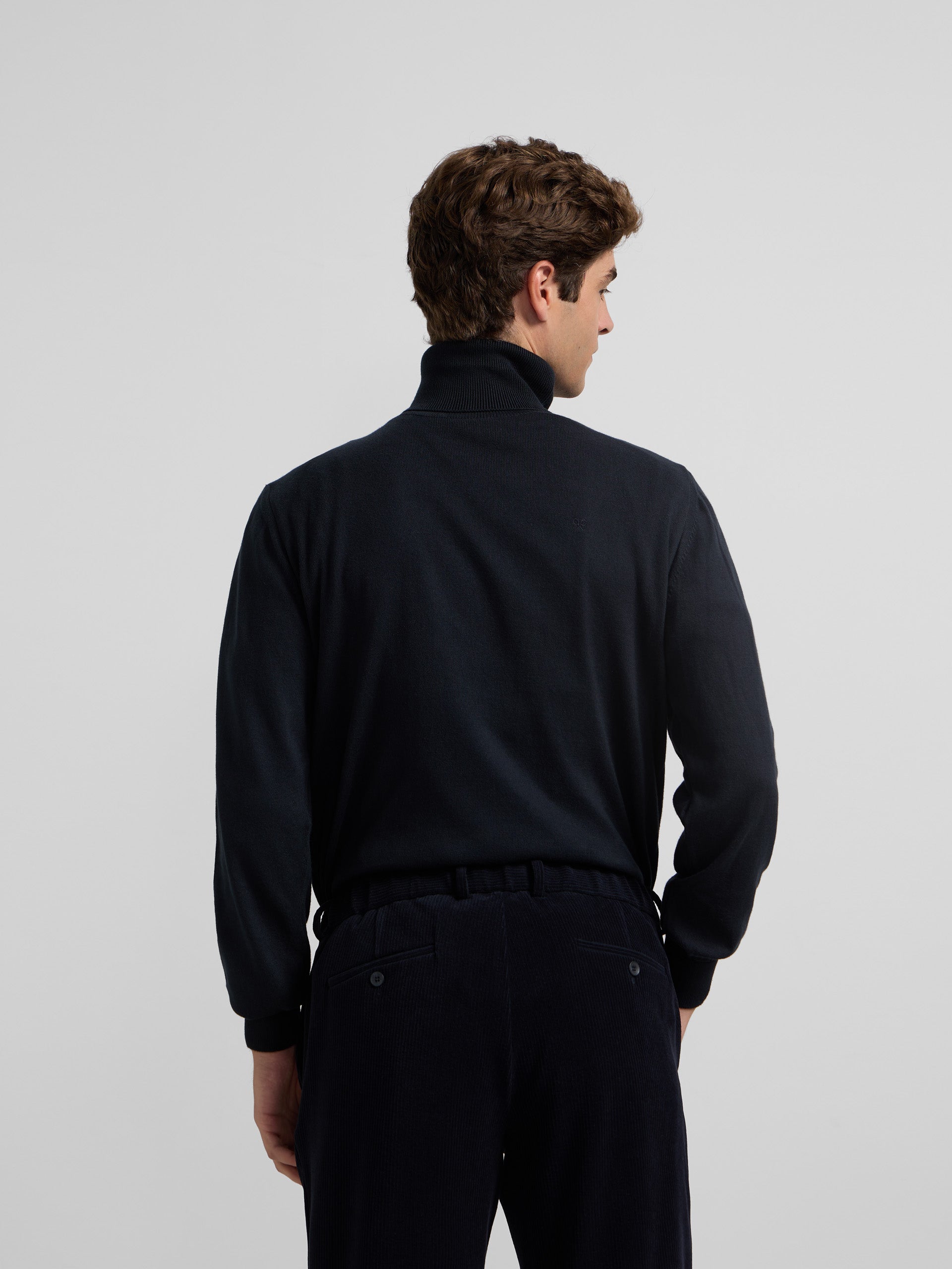 Unique navy blue turtleneck jersey