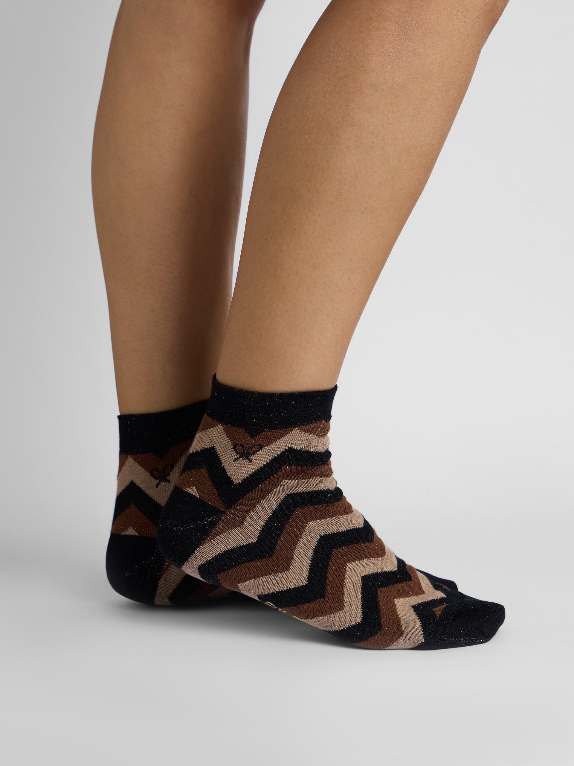 Brown herringbone ankle socks