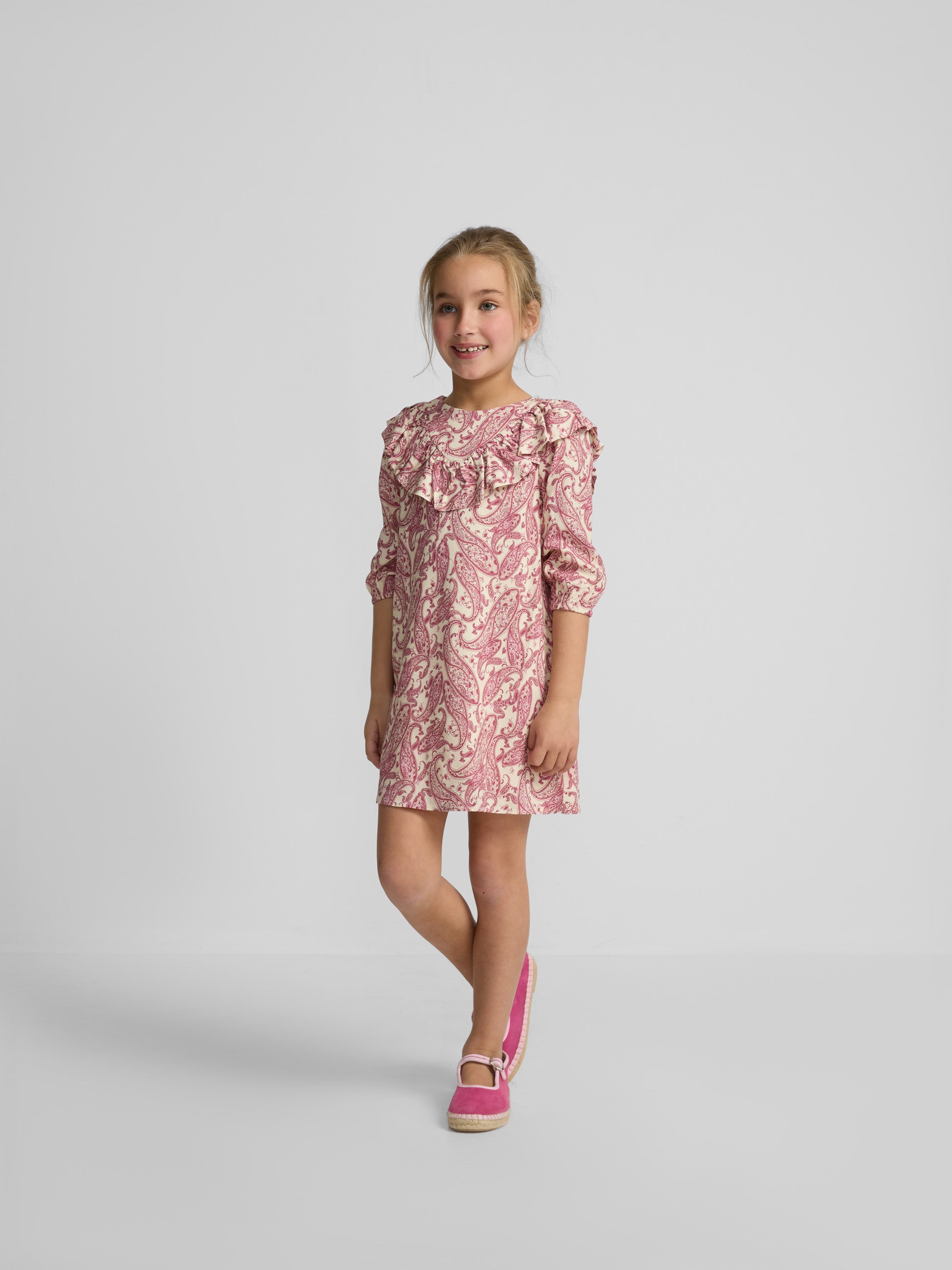 Vestido girl volante estampado cachemir rosa