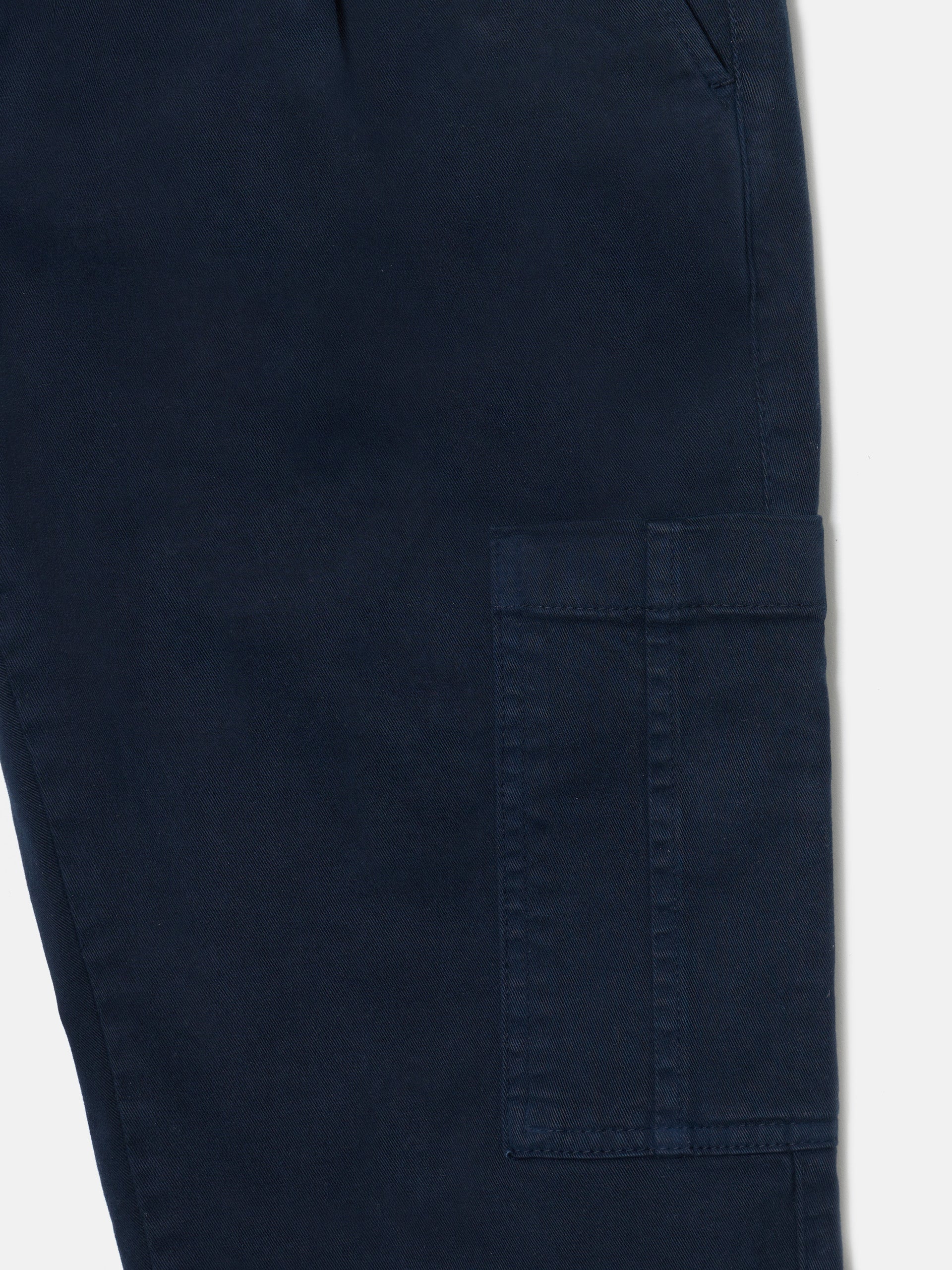 Pantalon sport cargo relaxed azul marino