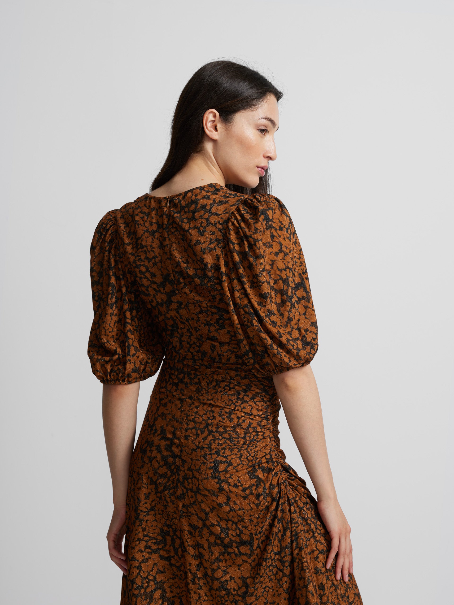 Vestido largo estampado animal print marron