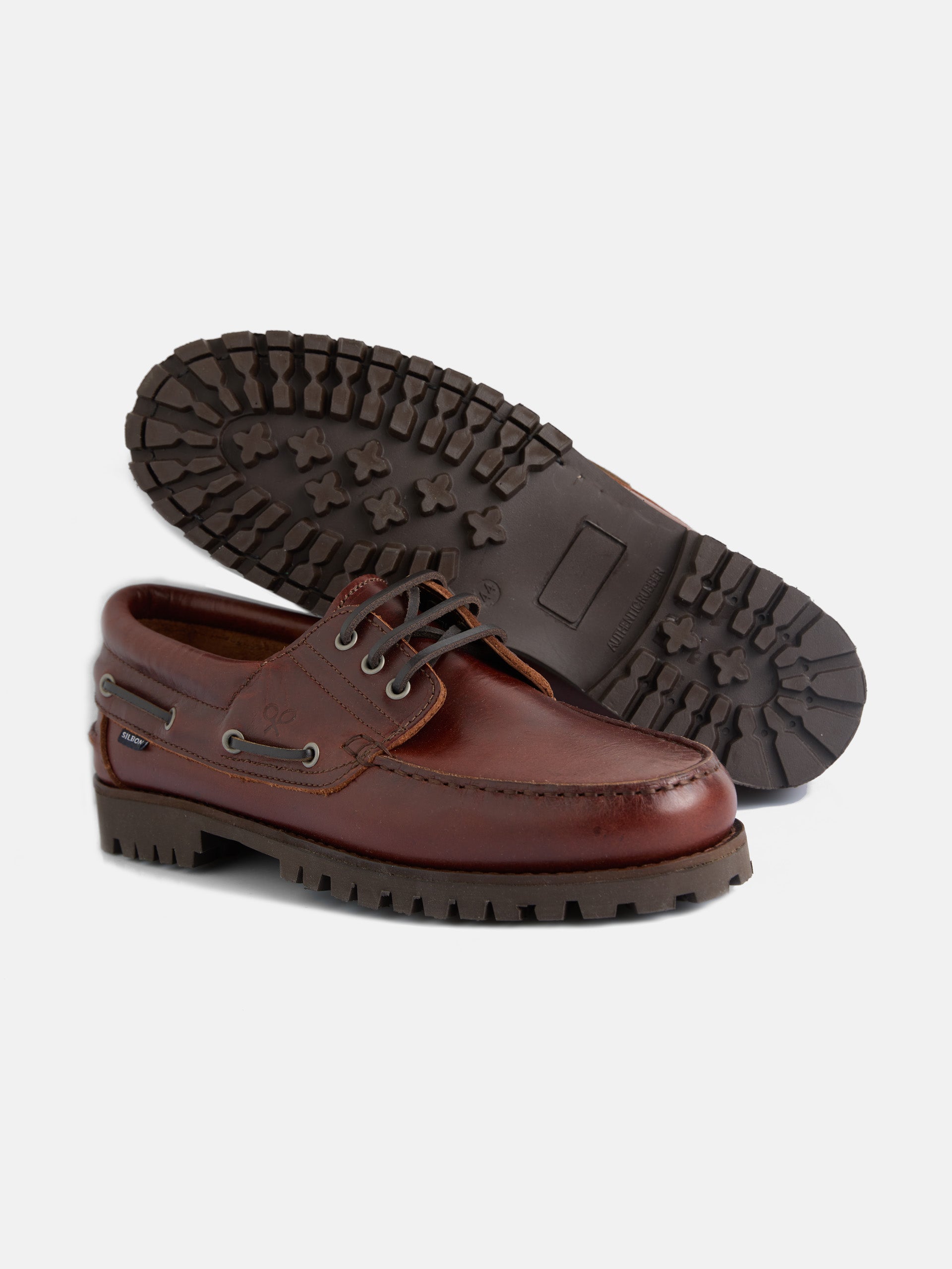 Zapato nautico clasico marron