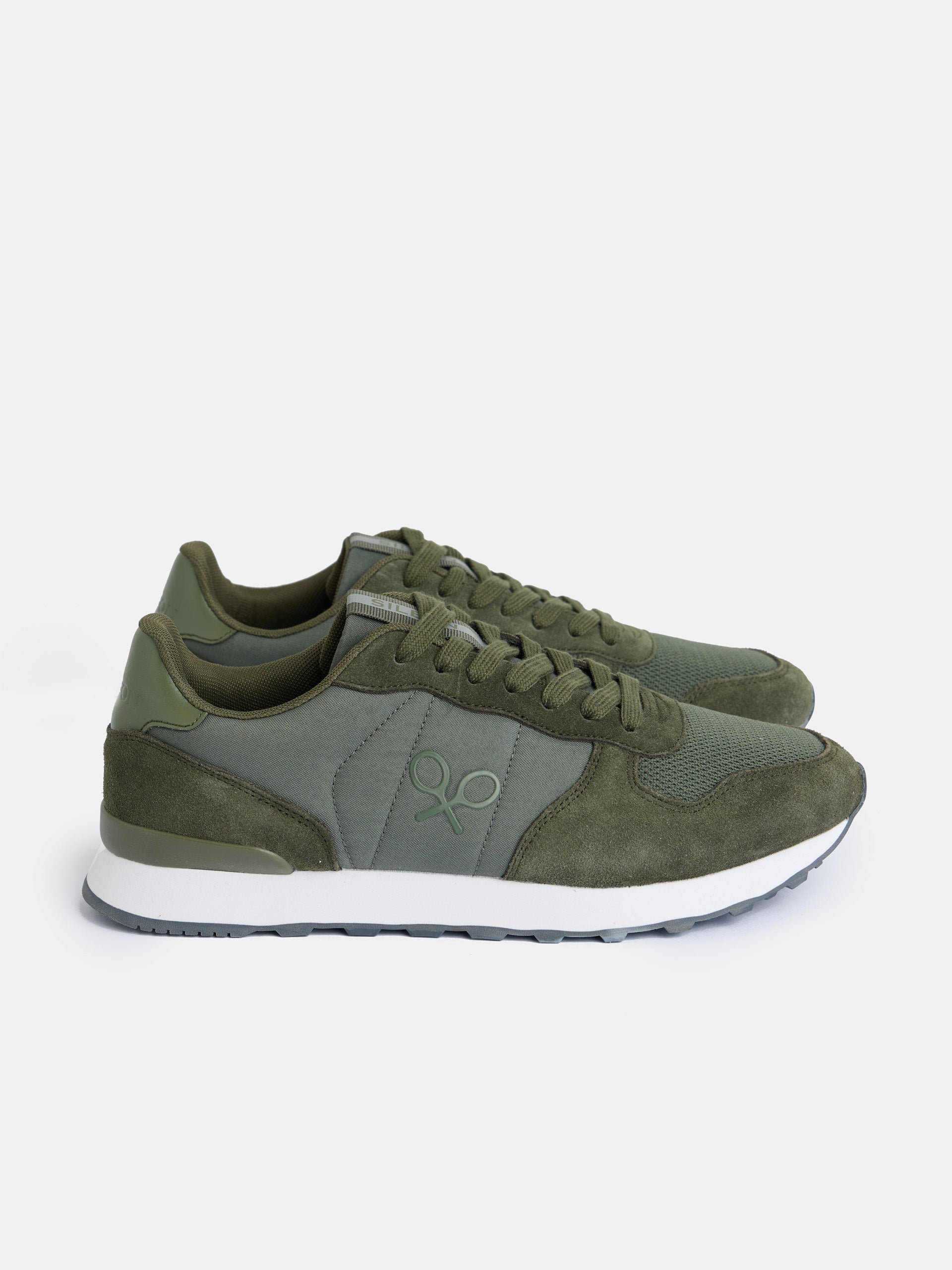 Zapatilla running verde 