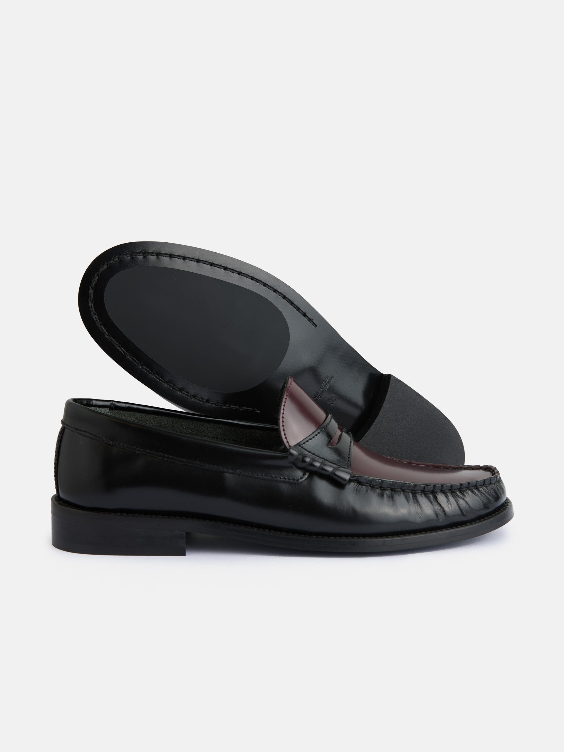 Mocasin granate y negro