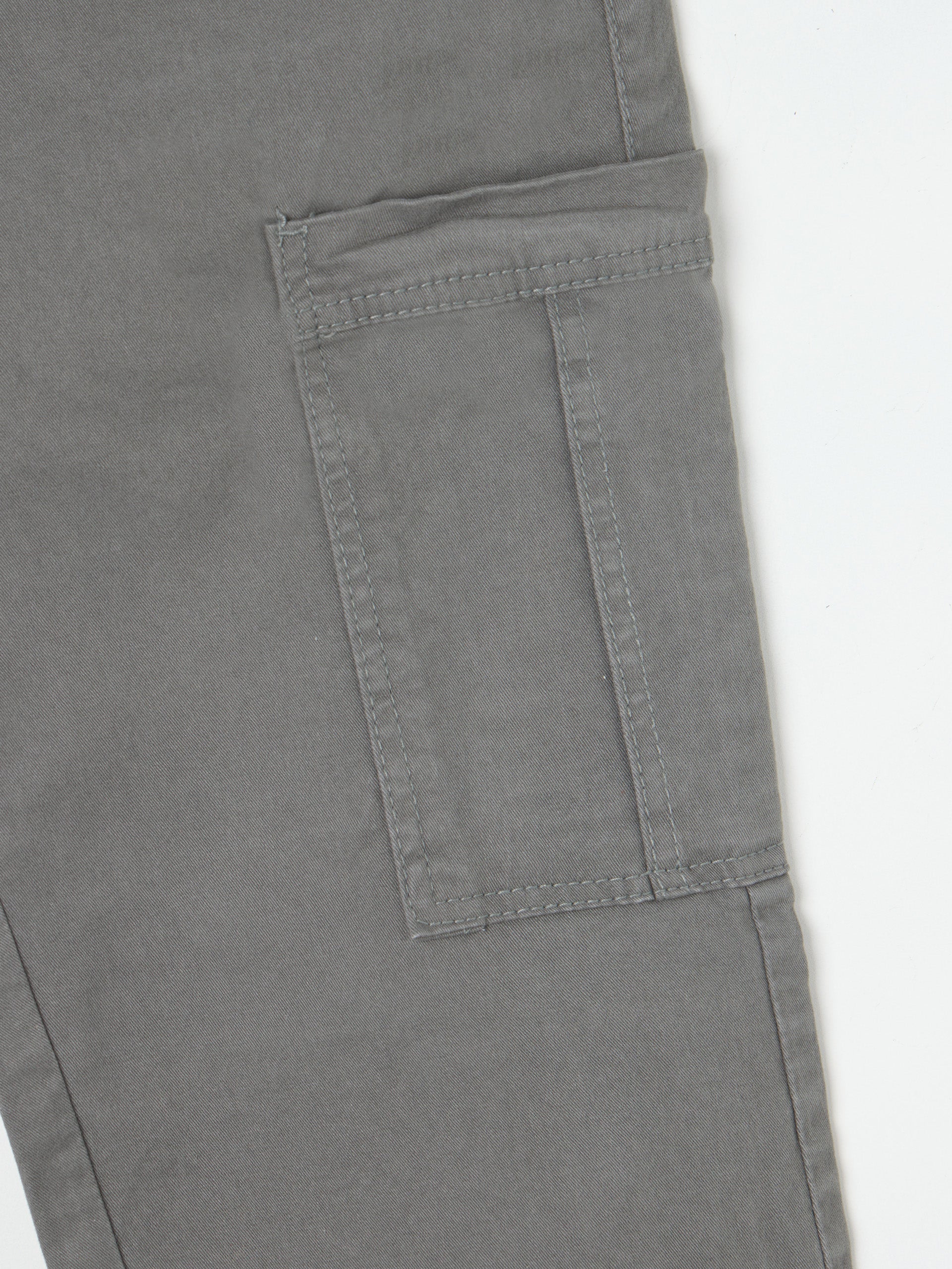 Pantalon sport cargo gris