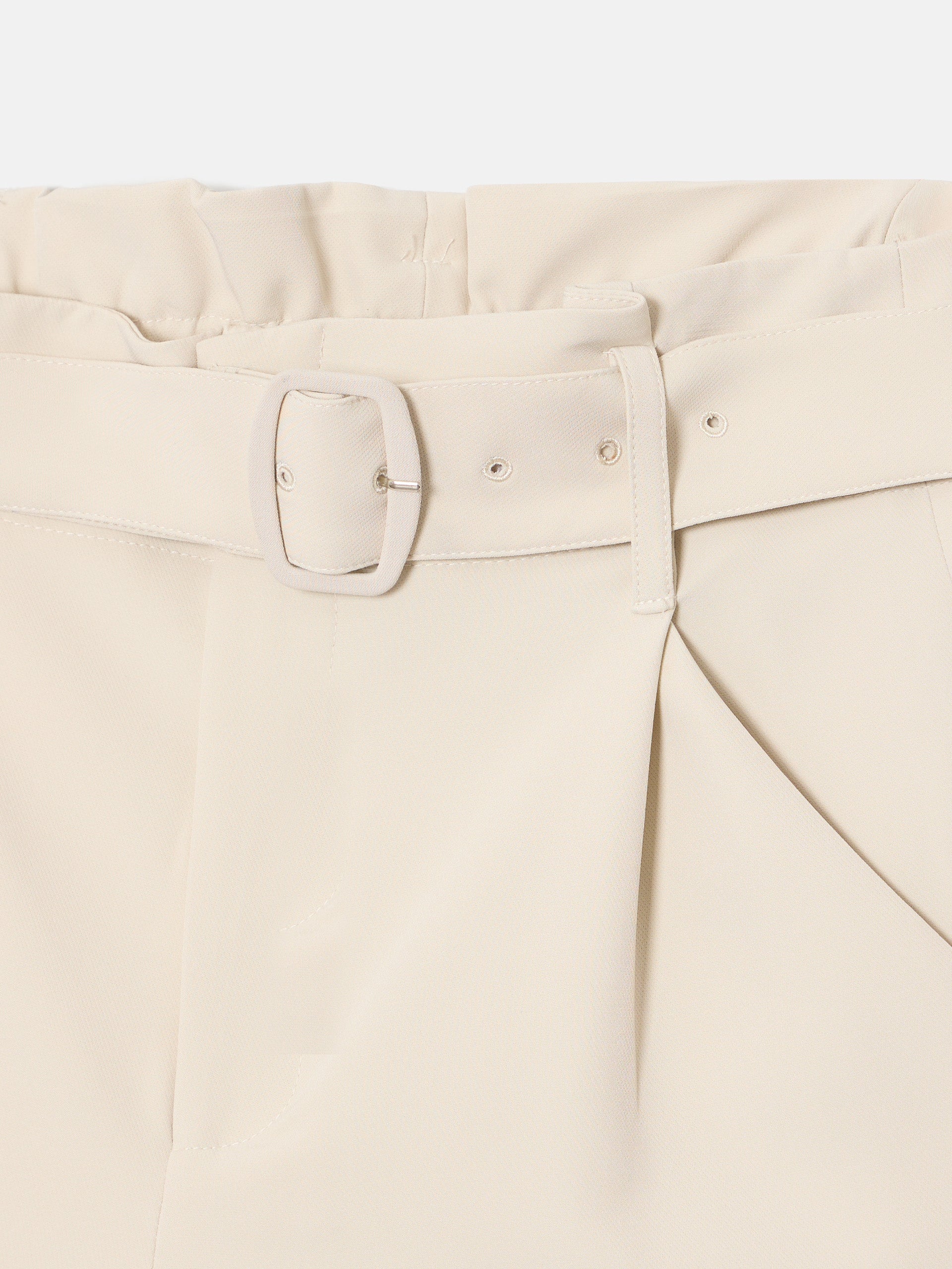 Pantalon vestir cargo beige