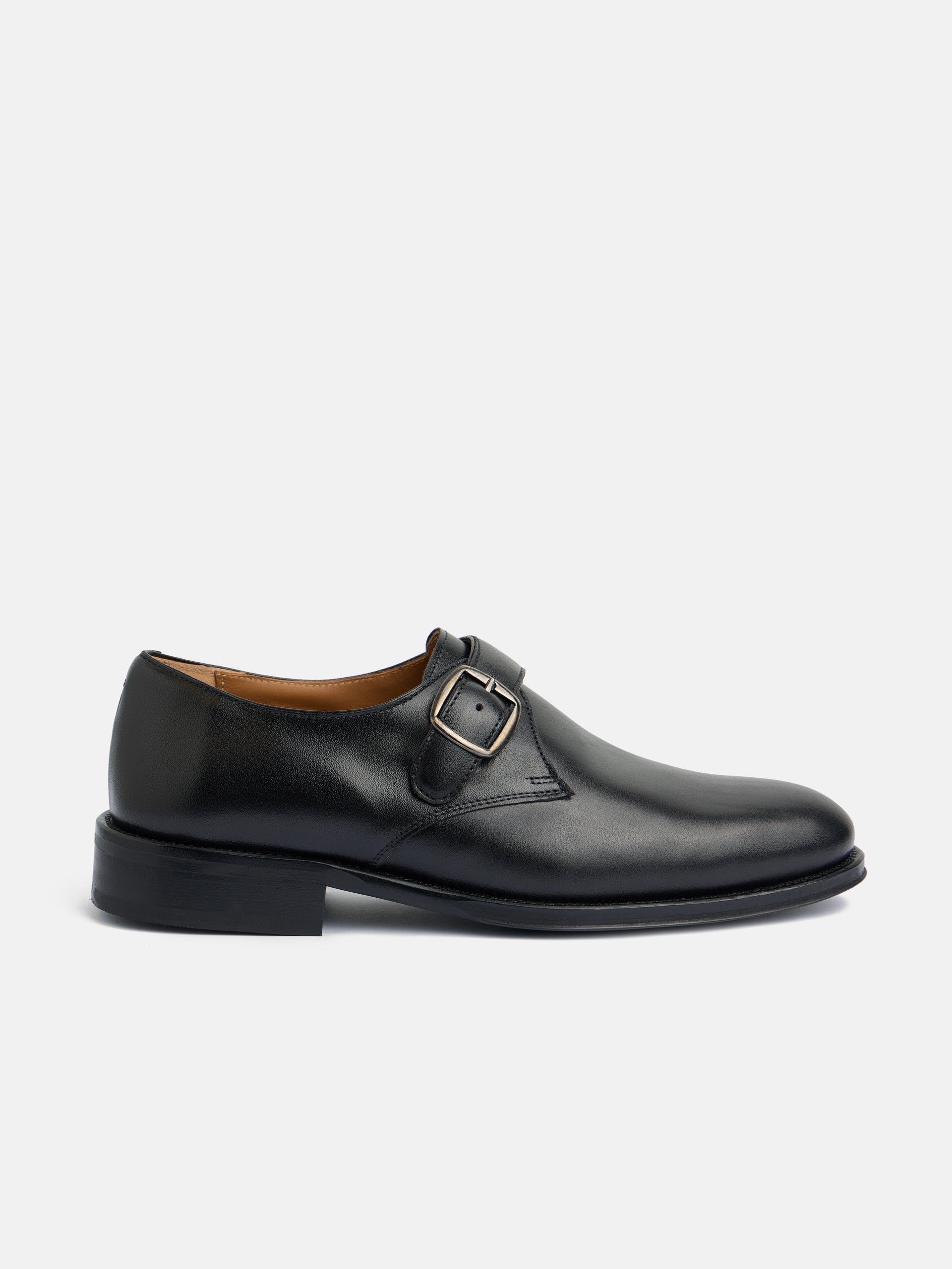 Zapato hebilla piel negro