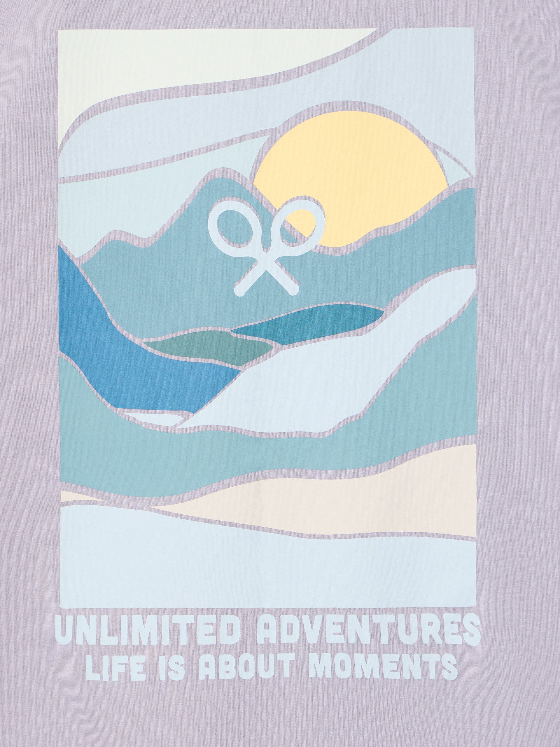 Camiseta unlimited adventures gris