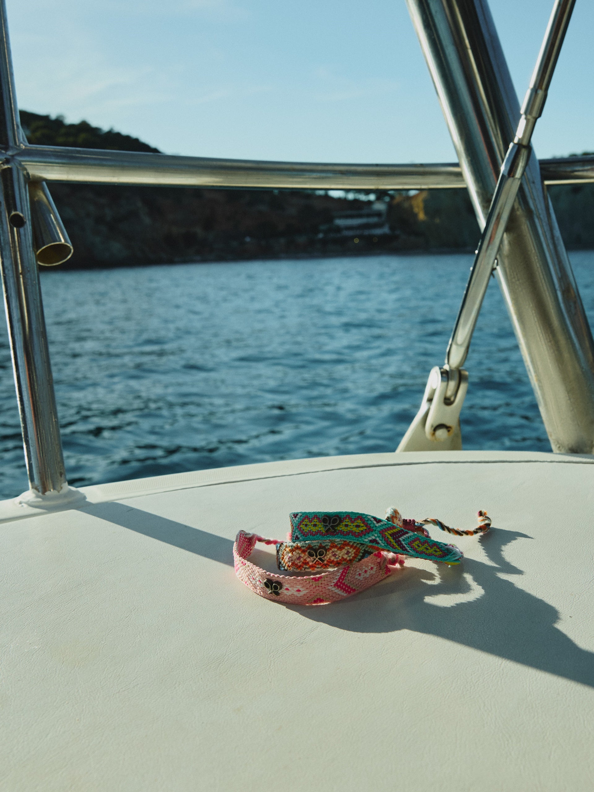 Pulsera etnica bordada naranja