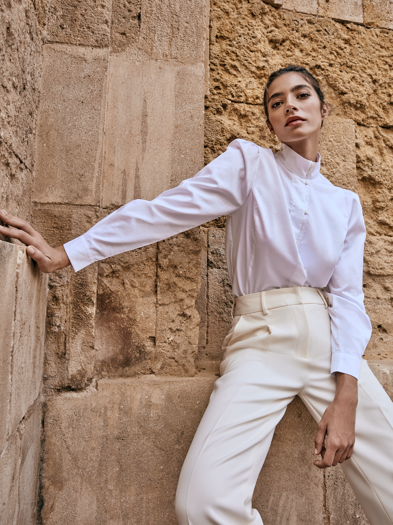 Unique white mao collar woman shirt